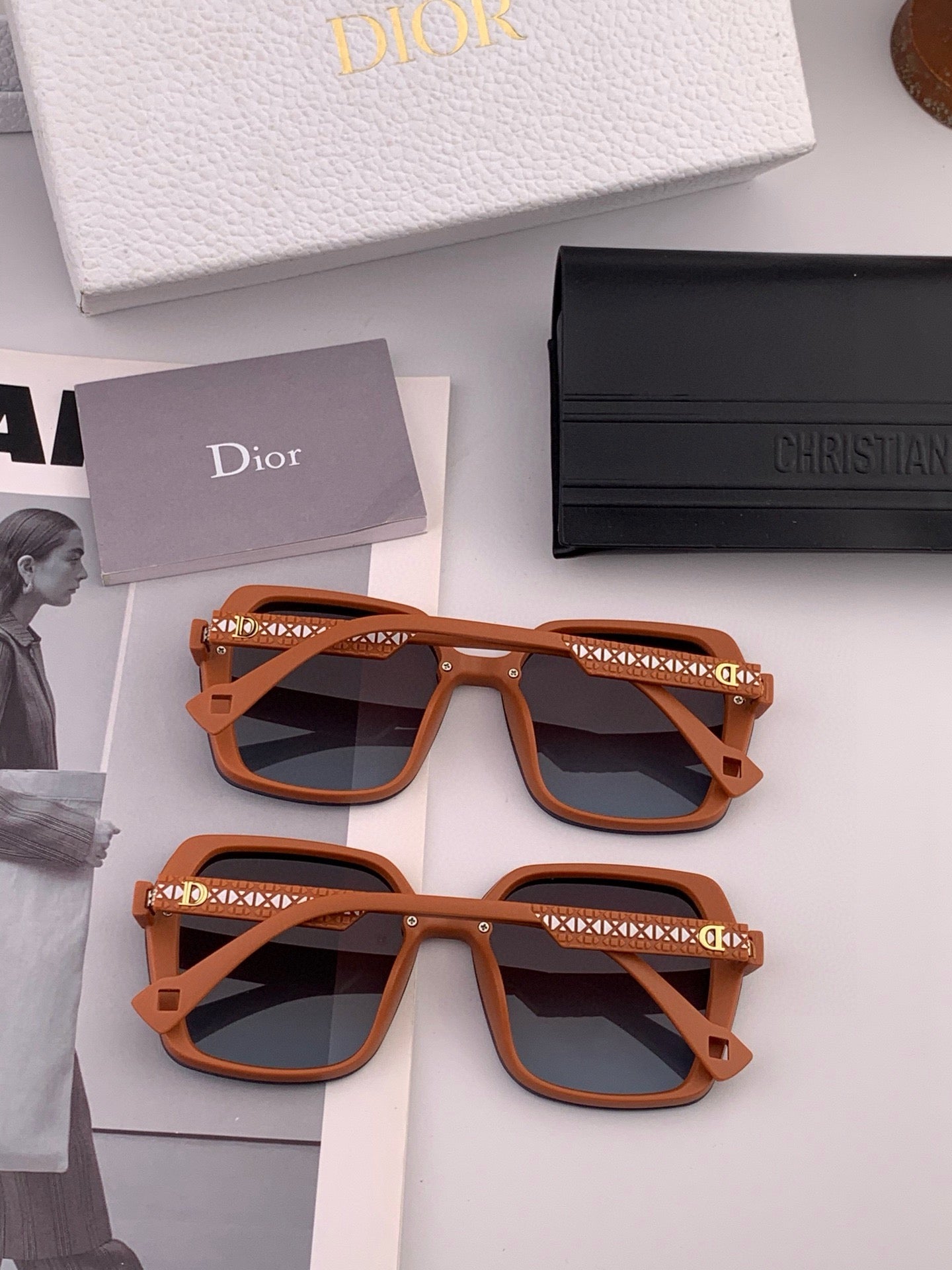 Inspired Dior CD6998 – Oversized Square Polarized Sunglasses (1:1 Mirror Quality)
