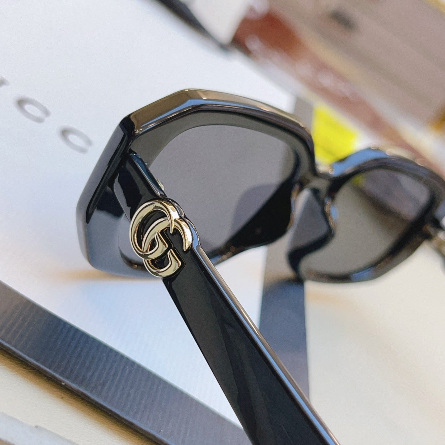 Inspired Gucci GG1535S Rectangular Sunglasses – Premium Acetate Frame with Geometric Design