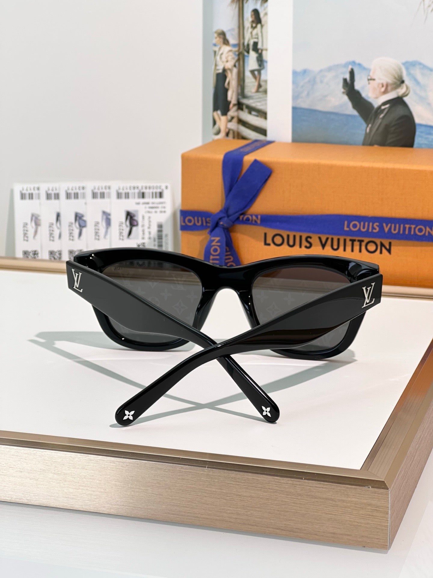 Louis Vuitton Z2927U – Monogram Lens Square Sunglasses (Inspired, 1:1 Mirror Quality)