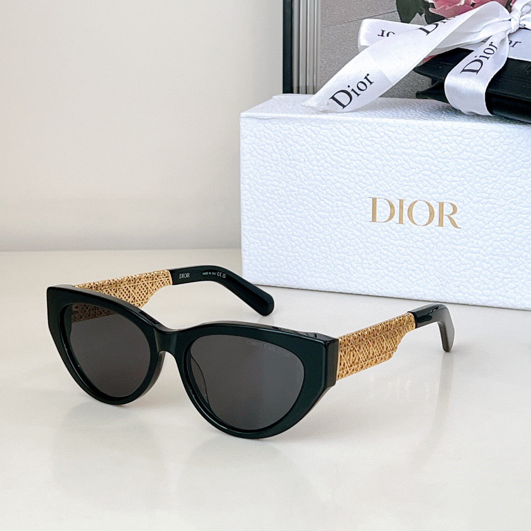 Inspired Dior DioRésille B1F – Cat-Eye Sunglasses (1:1 Mirror Quality)