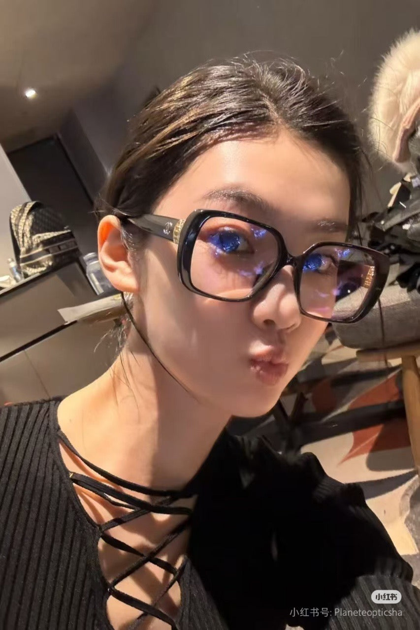 Inspired Chanel CH3479-S-A – Oversized Square Eyeglasses with Gold Detailing (1:1 Mirror Quality)