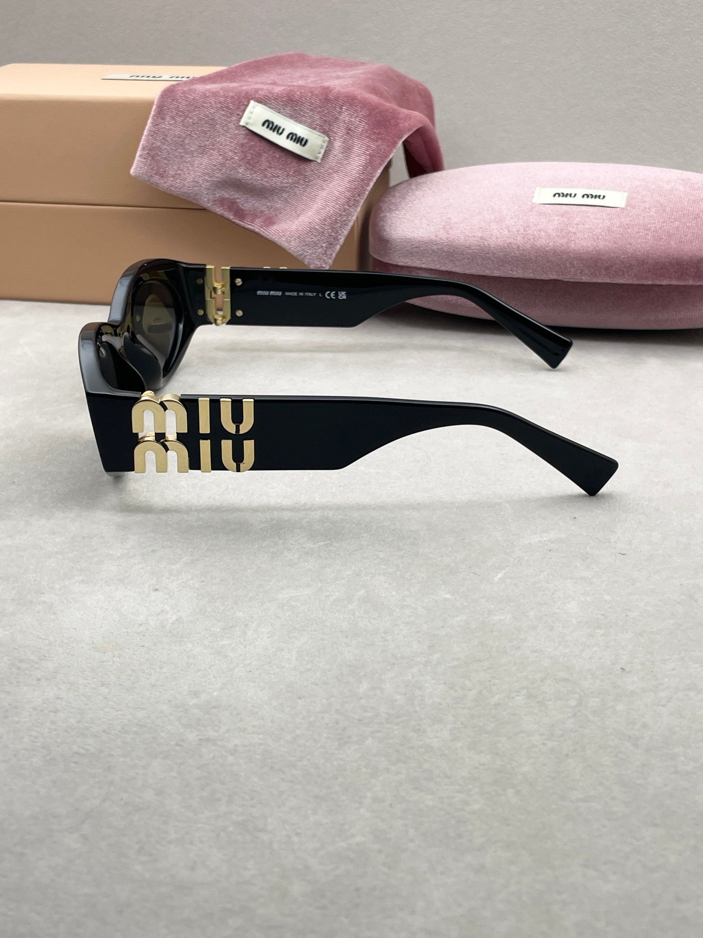 Miu Miu SMU 11W Cat-Eye Designer Sunglasses (Inspired, 1:1 Mirror Quality)
