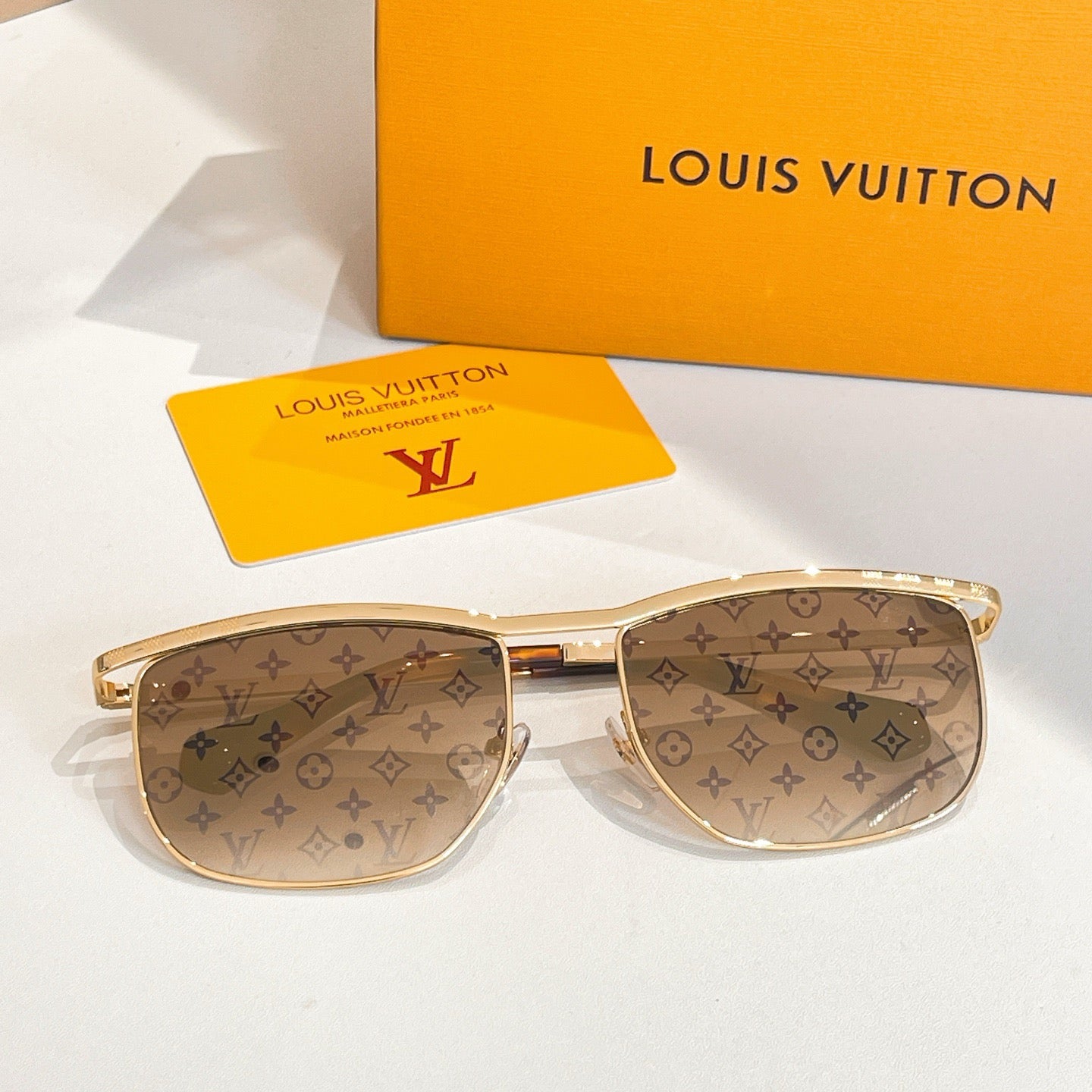 Louis Vuitton Z2788U – Luxury Square Metal Sunglasses (Inspired, 1:1 Mirror Quality)