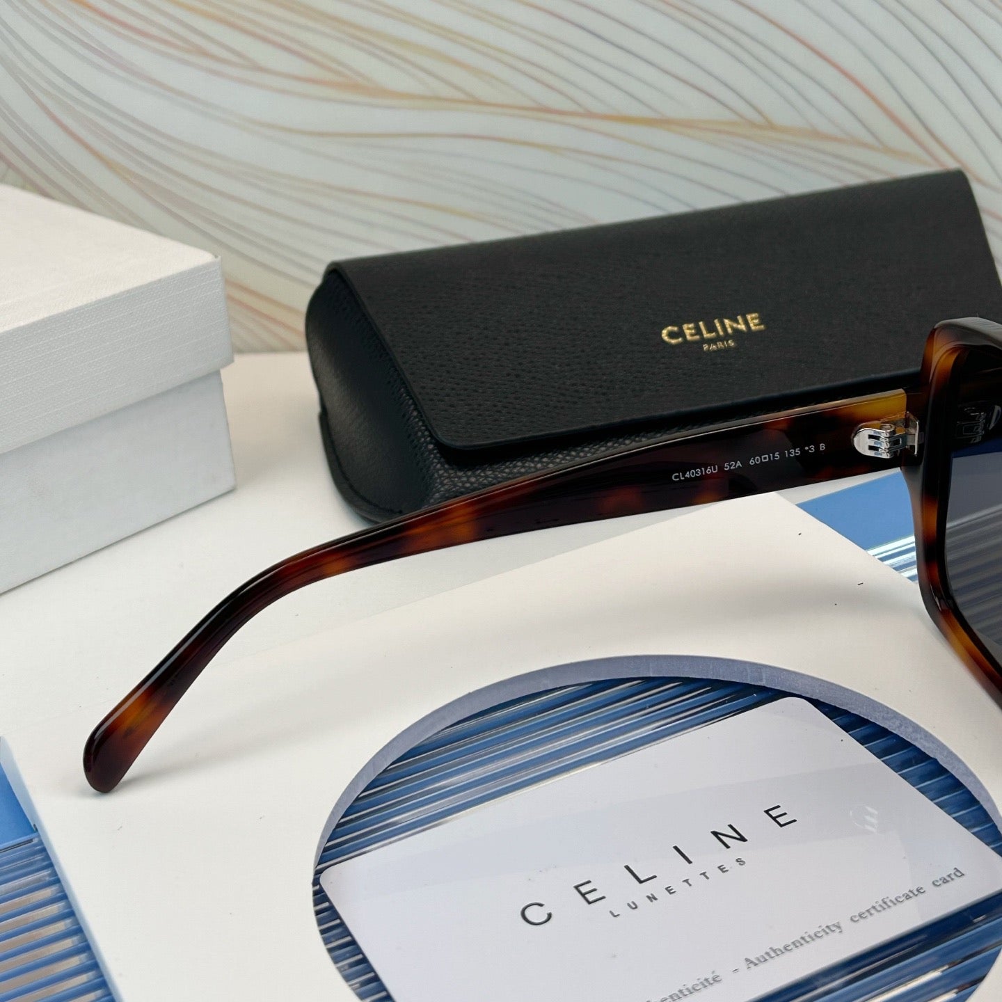 Inspired CELINE CL40316U – Oversized Square Sunglasses (1:1 Mirror Quality)