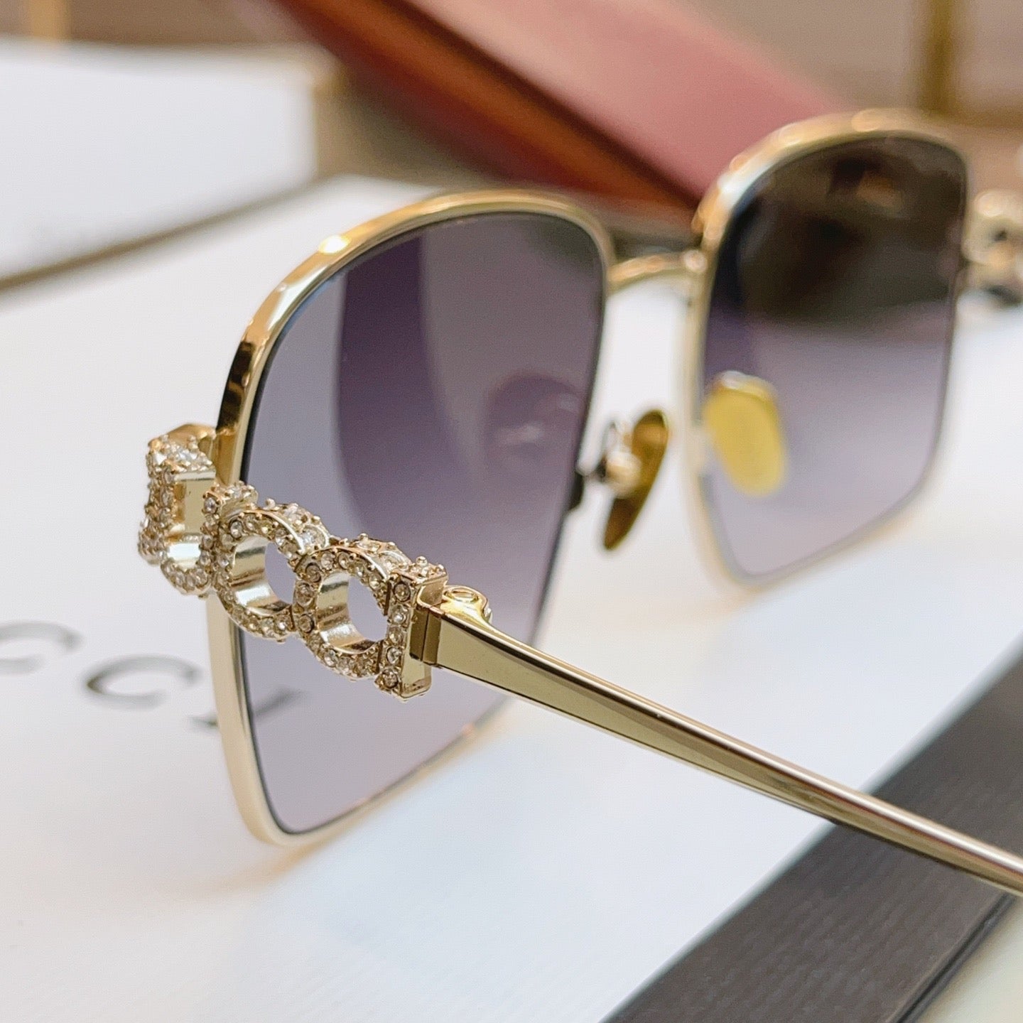 GG1937S Gucci Inspired Oversized Sunglasses – Square Metal Frame