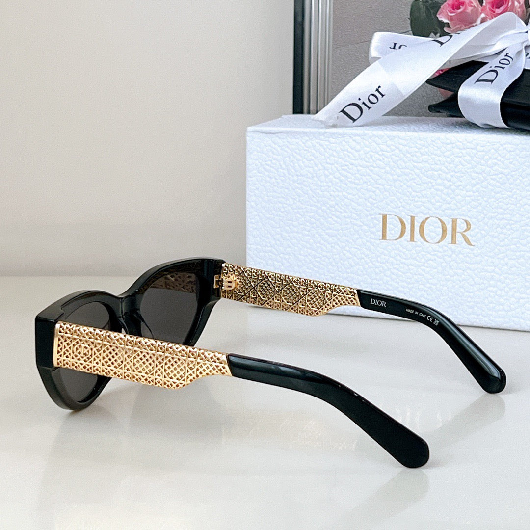 Inspired Dior DioRésille B1F – Cat-Eye Sunglasses (1:1 Mirror Quality)