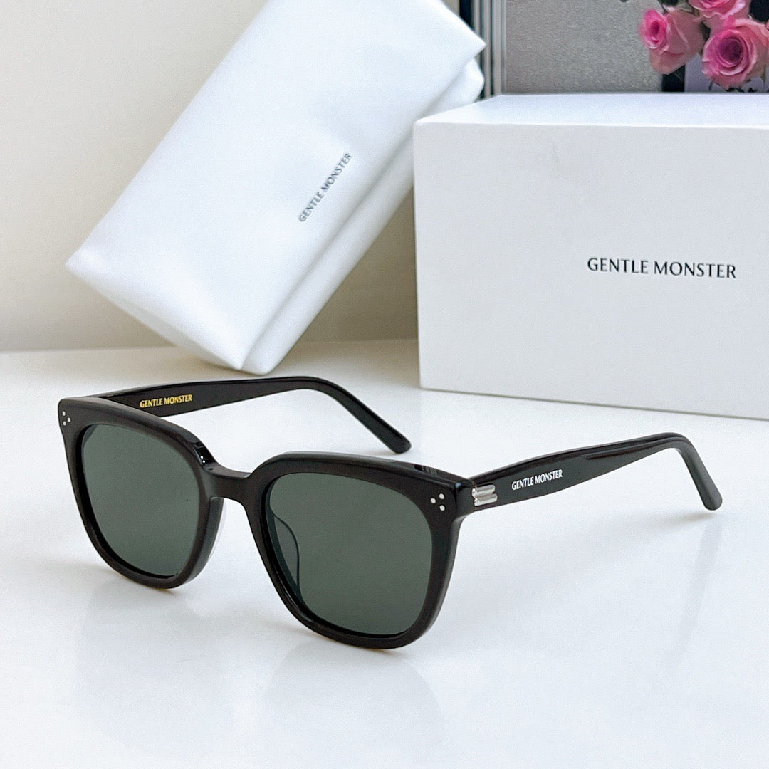 Inspired Gentle Monster Bloomo 01 – Classic Square Acetate Sunglasses (1:1 Mirror Quality)