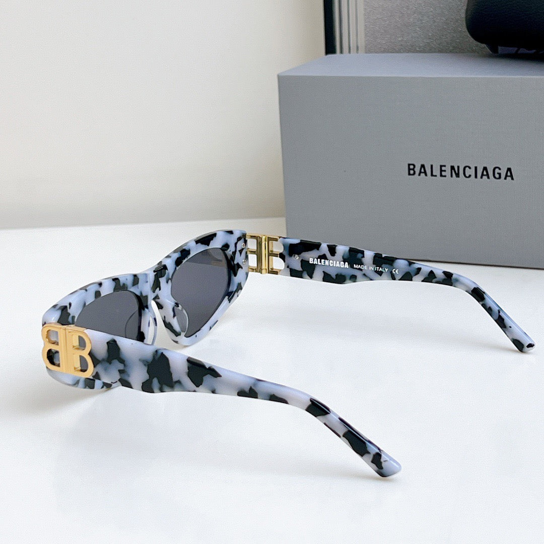 Inspired Balenciaga BB0095 – Camouflage Rectangle Sunglasses with Gold Logo (1:1 Mirror Quality)