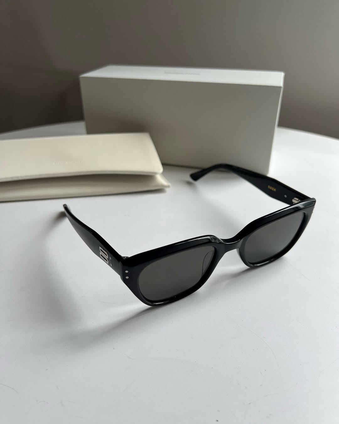 Inspired Gentle Monster Nada 01 – Classic Bold Square Sunglasses (1:1 Mirror Quality)