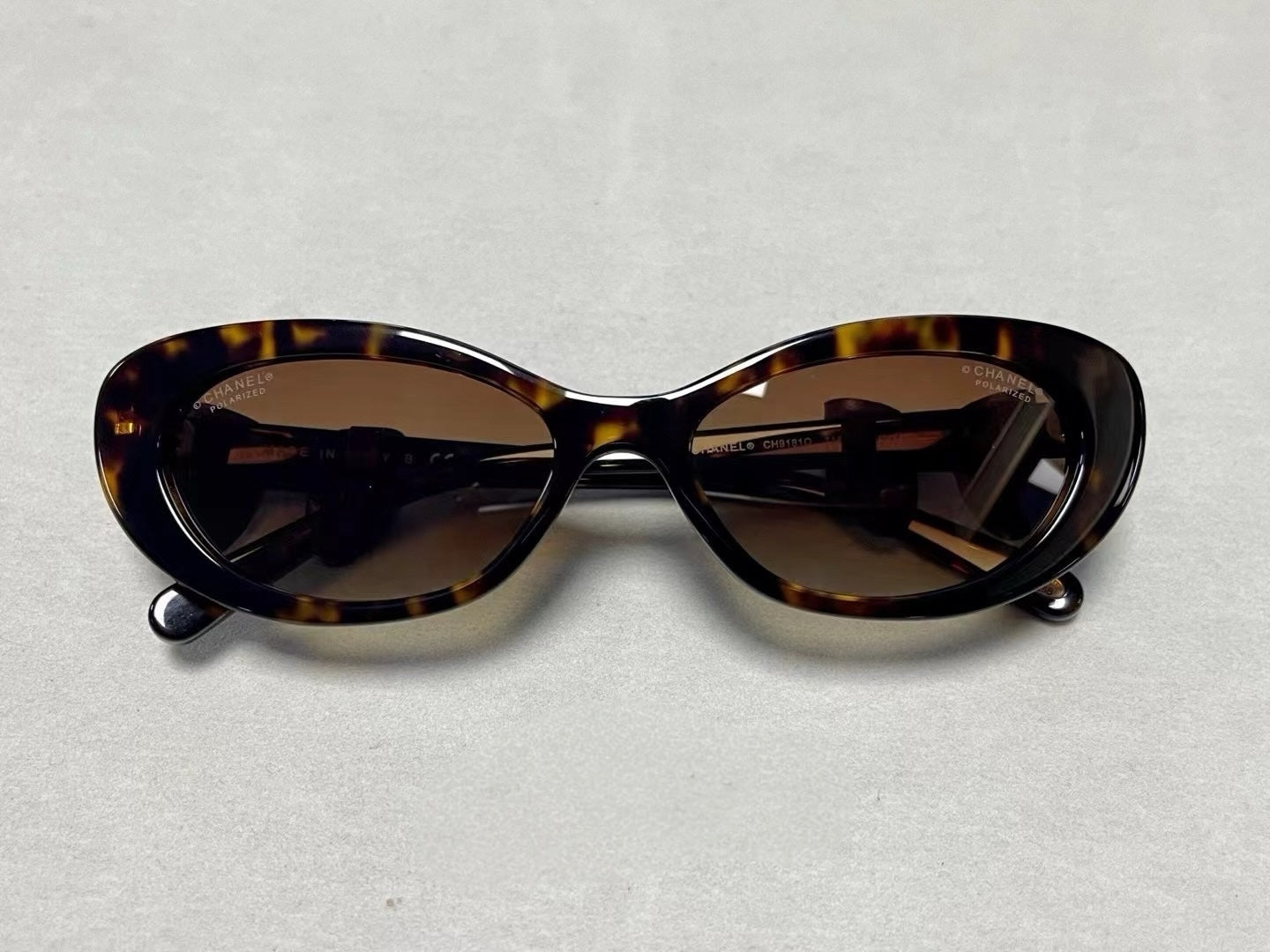 Inspired Chanel CH9181Q – Cat-Eye Butterfly Bow Sunglasses (1:1 Mirror Quality)