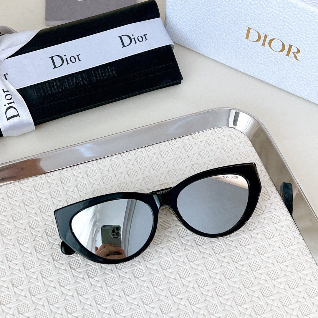 Inspired Dior DioRésille B1F – Cat-Eye Sunglasses (1:1 Mirror Quality)