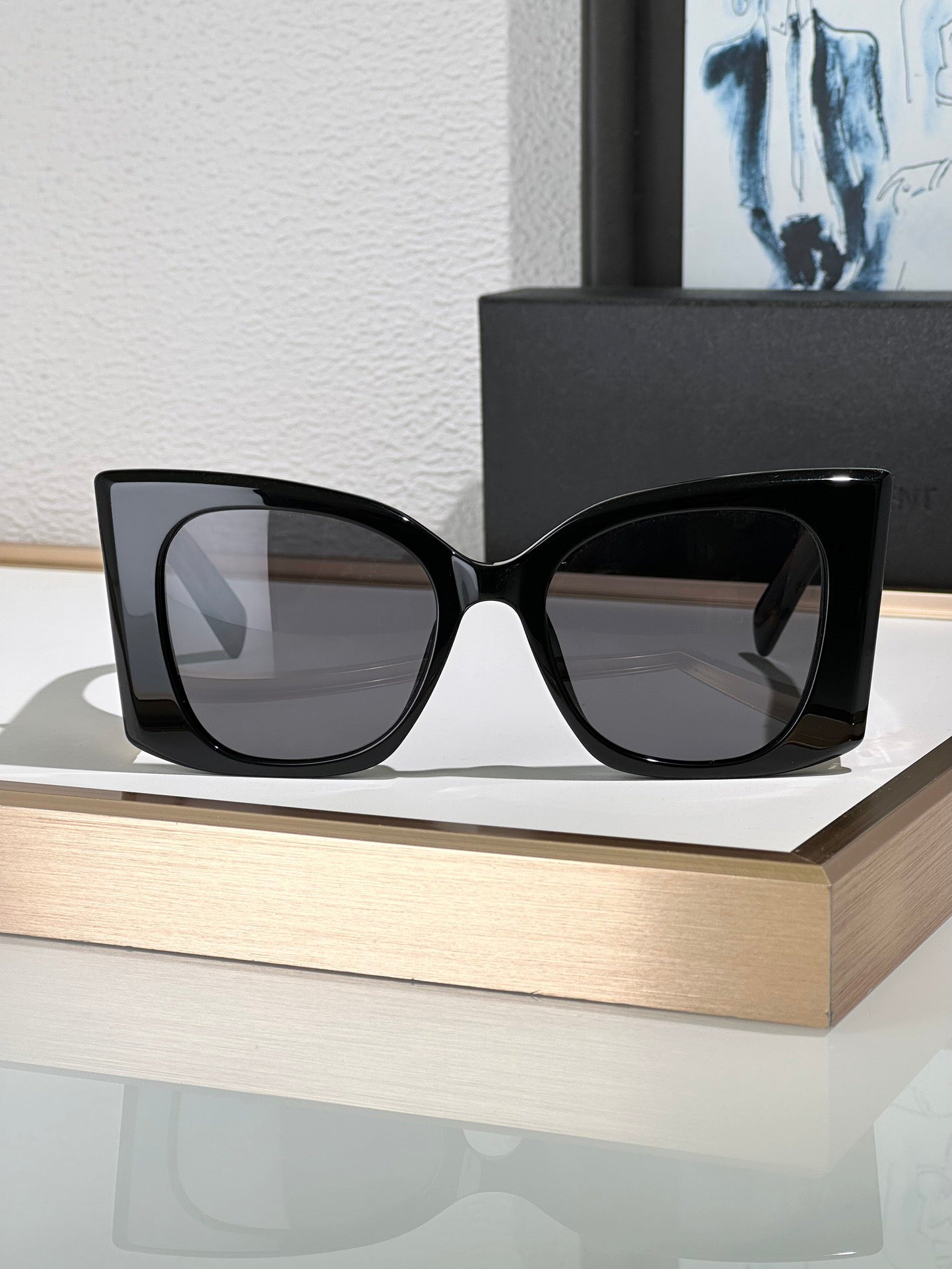 Inspired Saint Laurent SL M119F – Oversized Cat-Eye Sunglasses (1:1 Mirror Quality)
