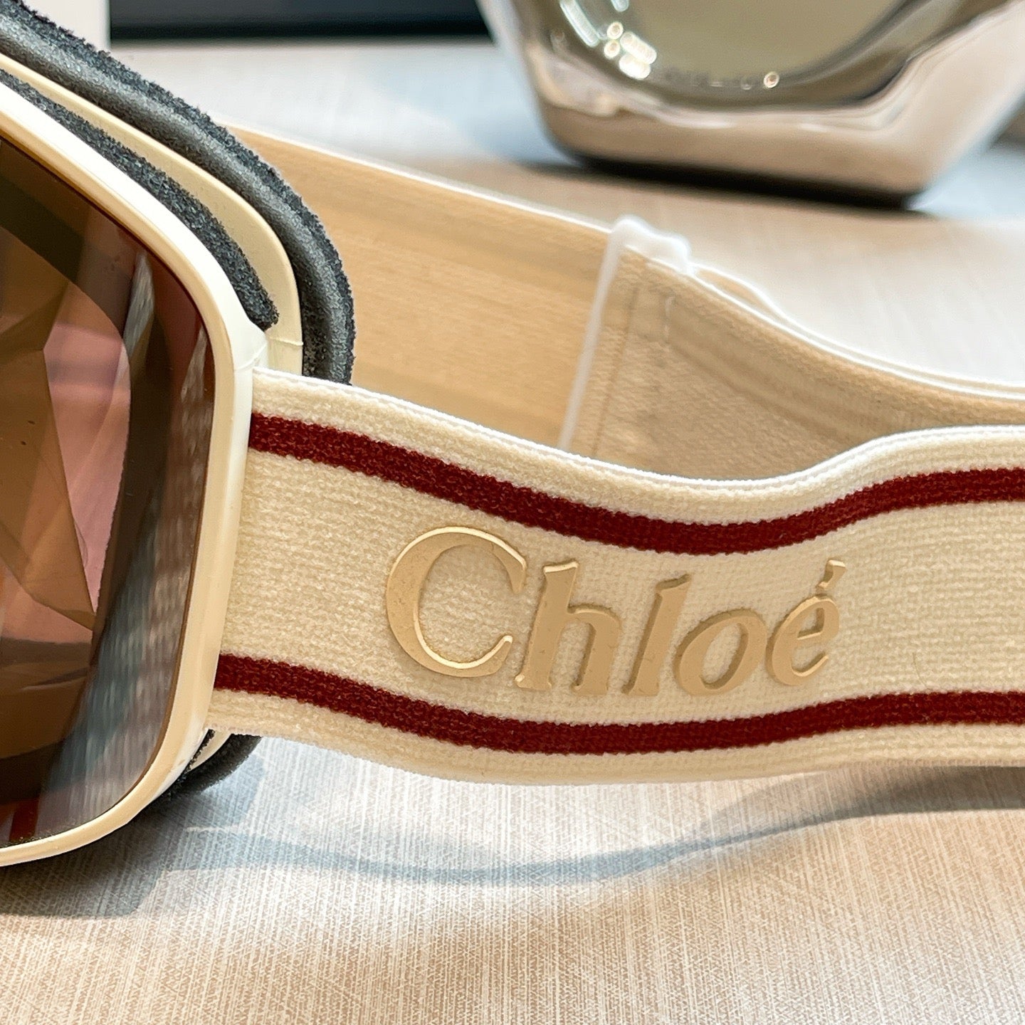 Inspired Chloé Ski Goggles – White & Red Strap (Unisex)