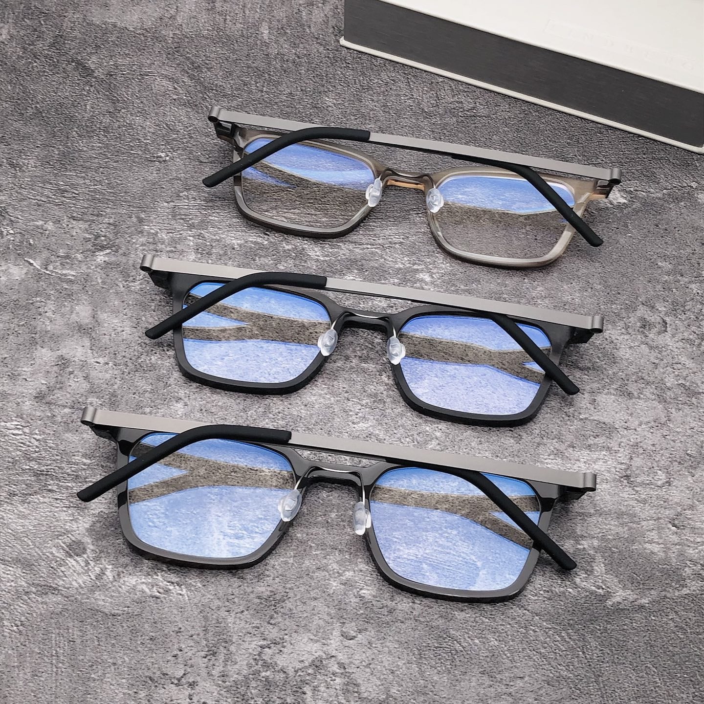 Inspired Lindberg 1860 – Buffalo Horn & Titanium Rectangle Eyeglasses (1:1 Mirror Quality)