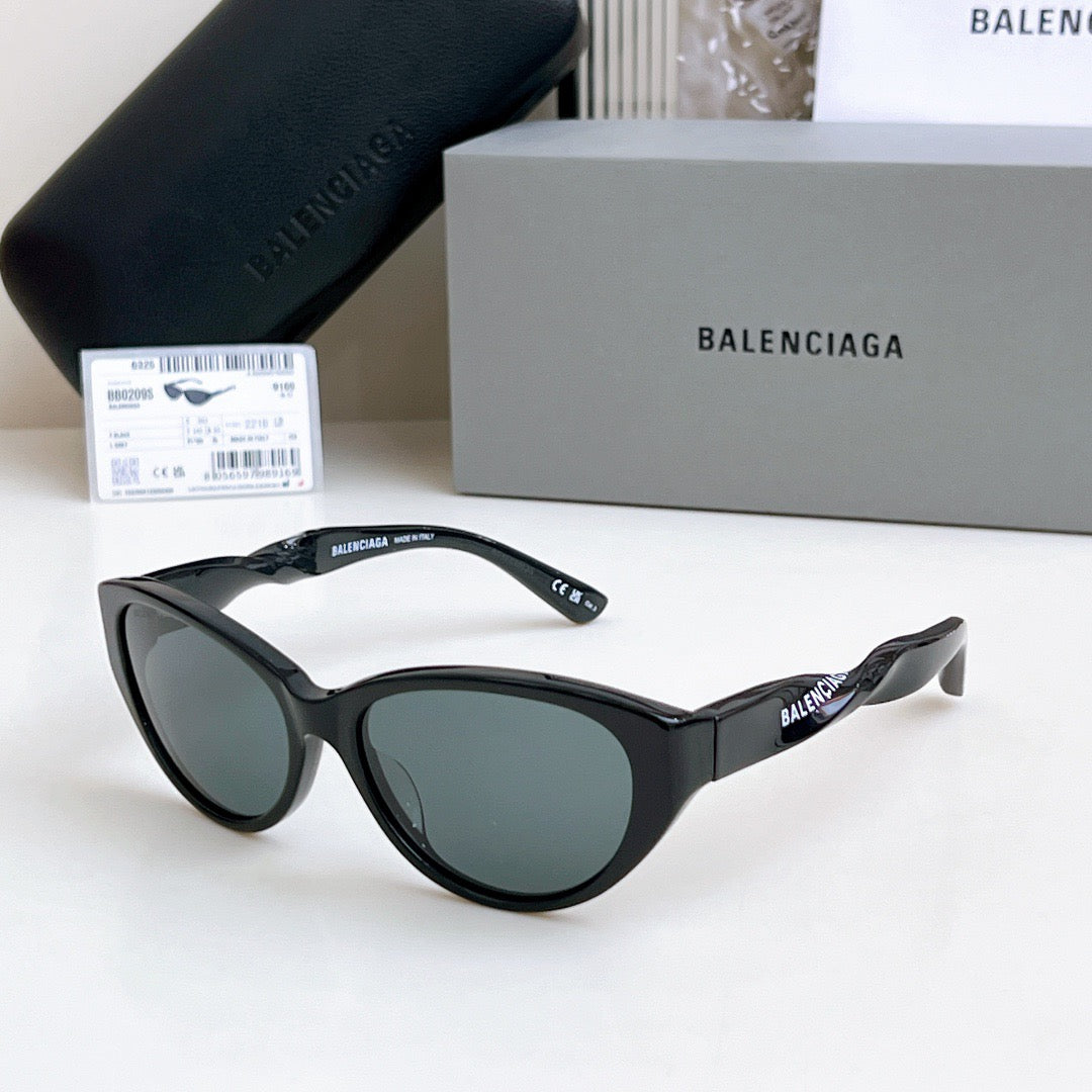Inspired Balenciaga BB0209SA – Black Cat-Eye Sunglasses (1:1 Mirror Quality)