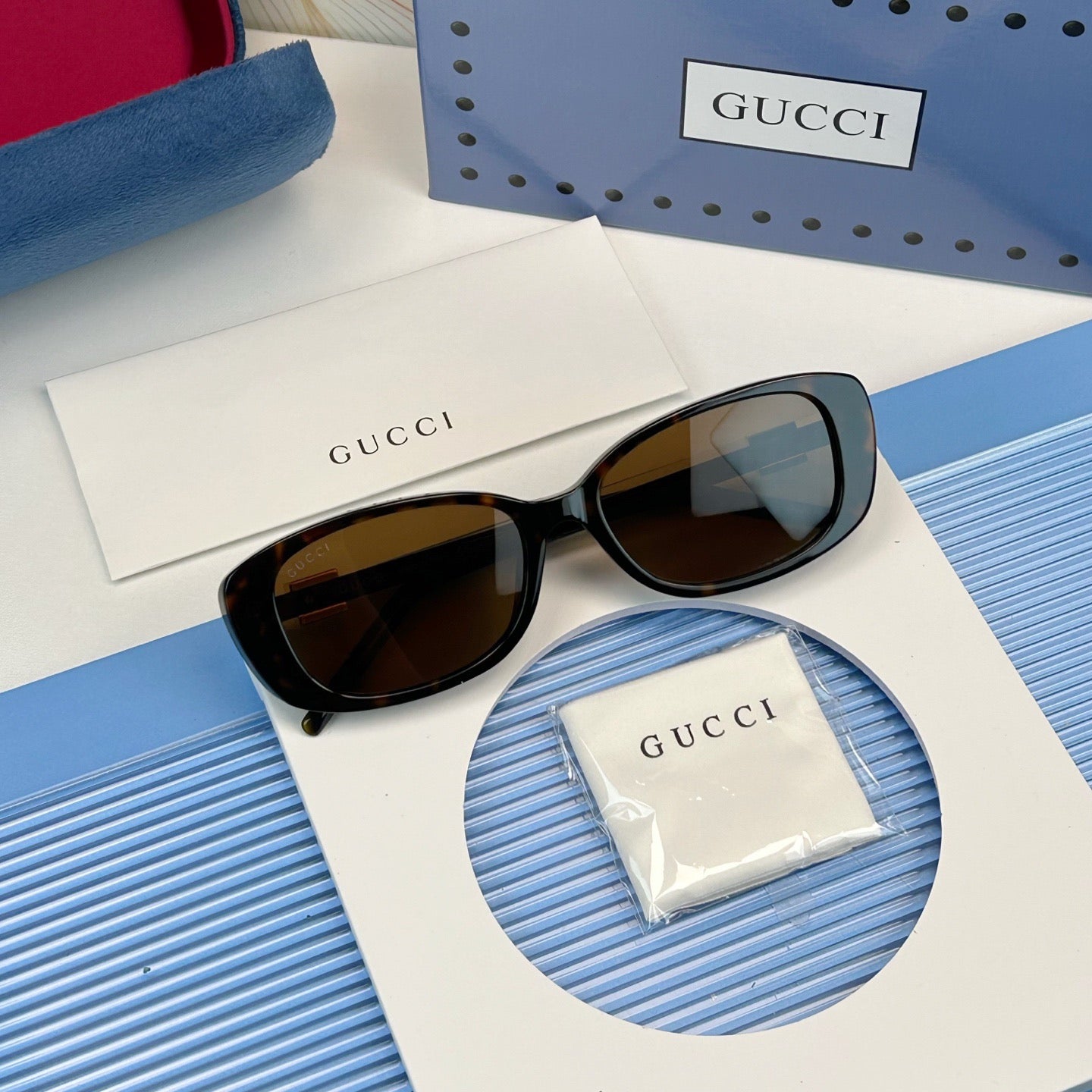 Inspired Gucci GG1685 – Cat-Eye Eyeglasses with Crystal Logo