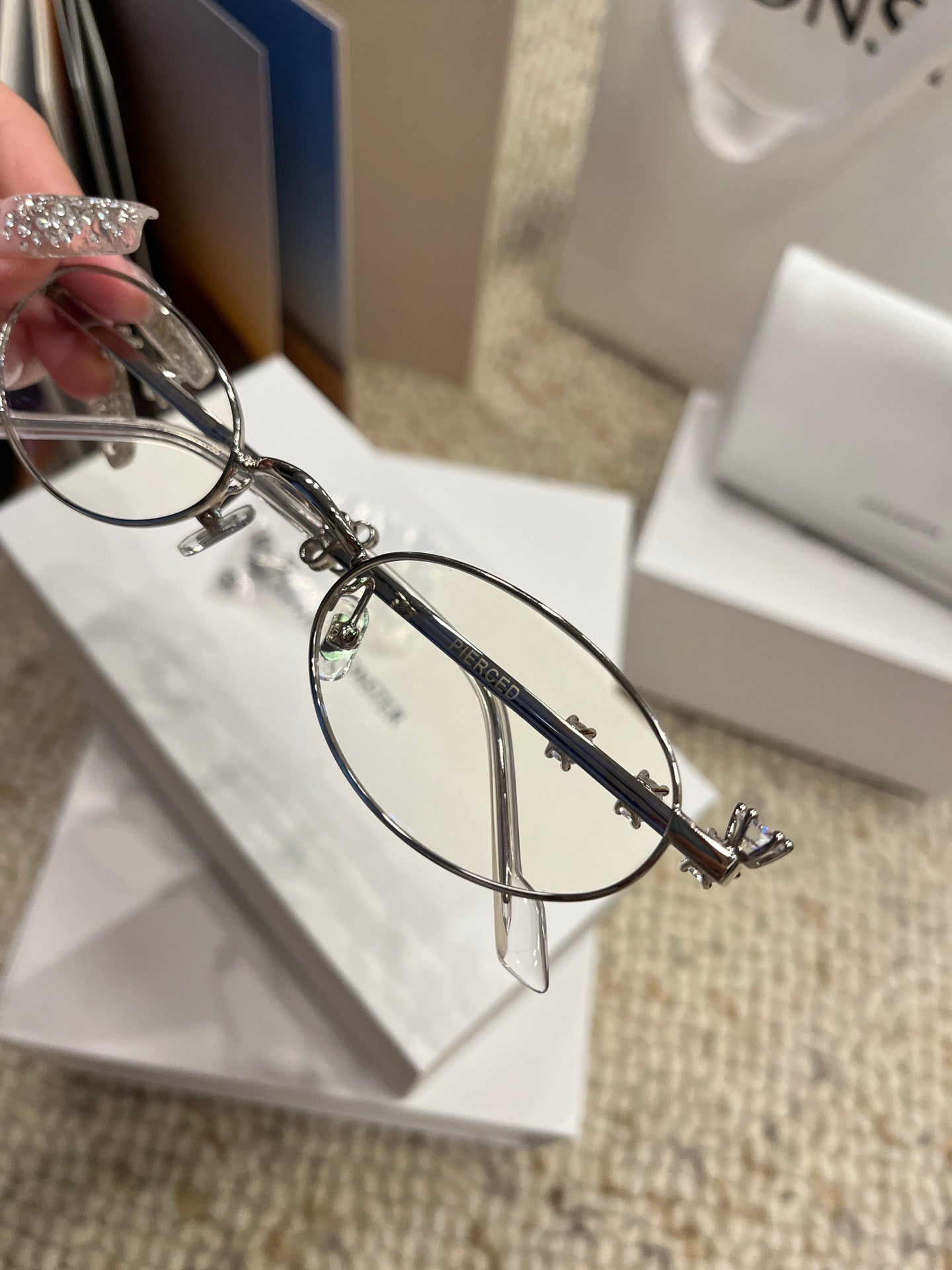 Inspired Gentle Monster × D’heygere Pierced 02 – Oval Metal Sunglasses (1:1 Mirror Quality)