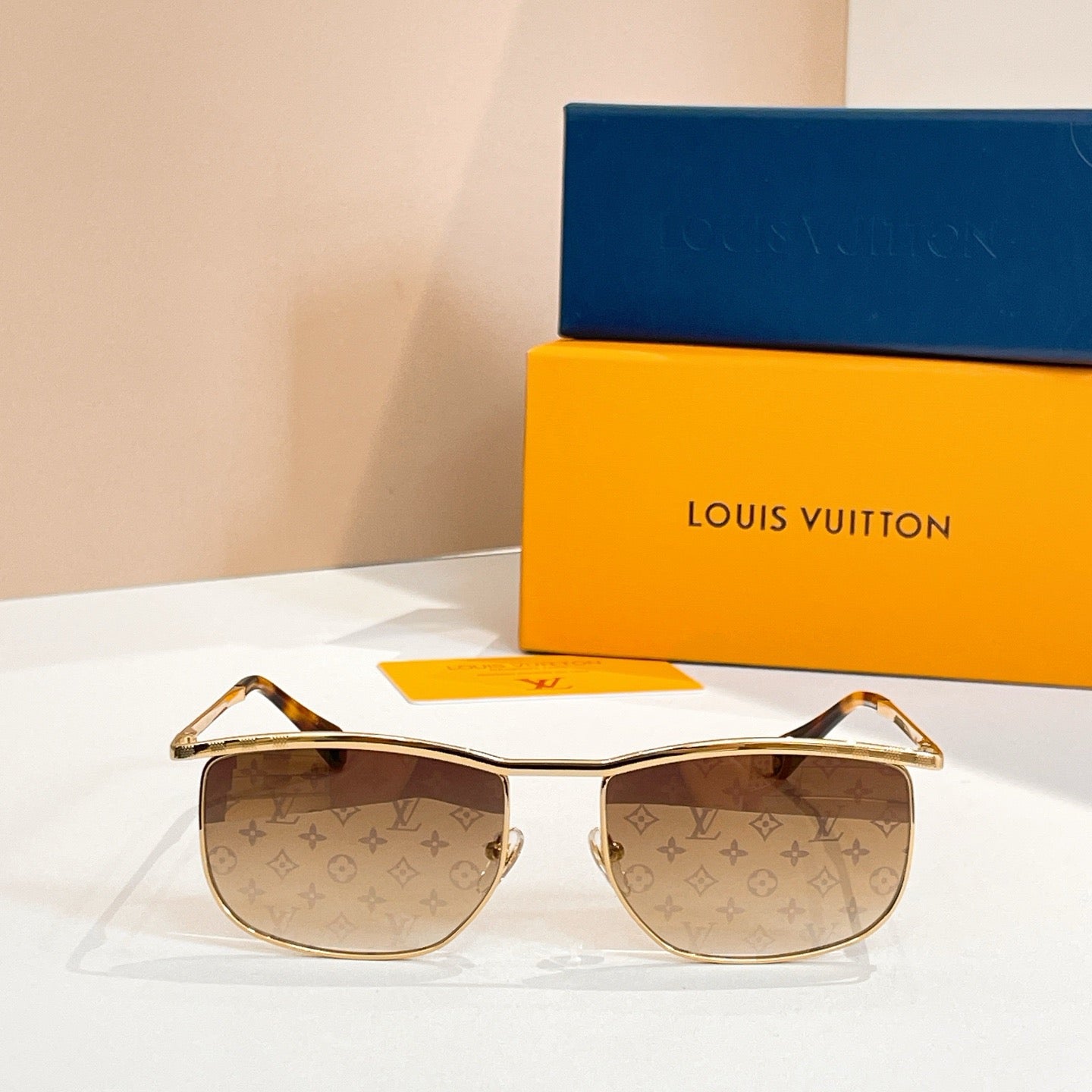 Louis Vuitton Z2788U – Luxury Square Metal Sunglasses (Inspired, 1:1 Mirror Quality)