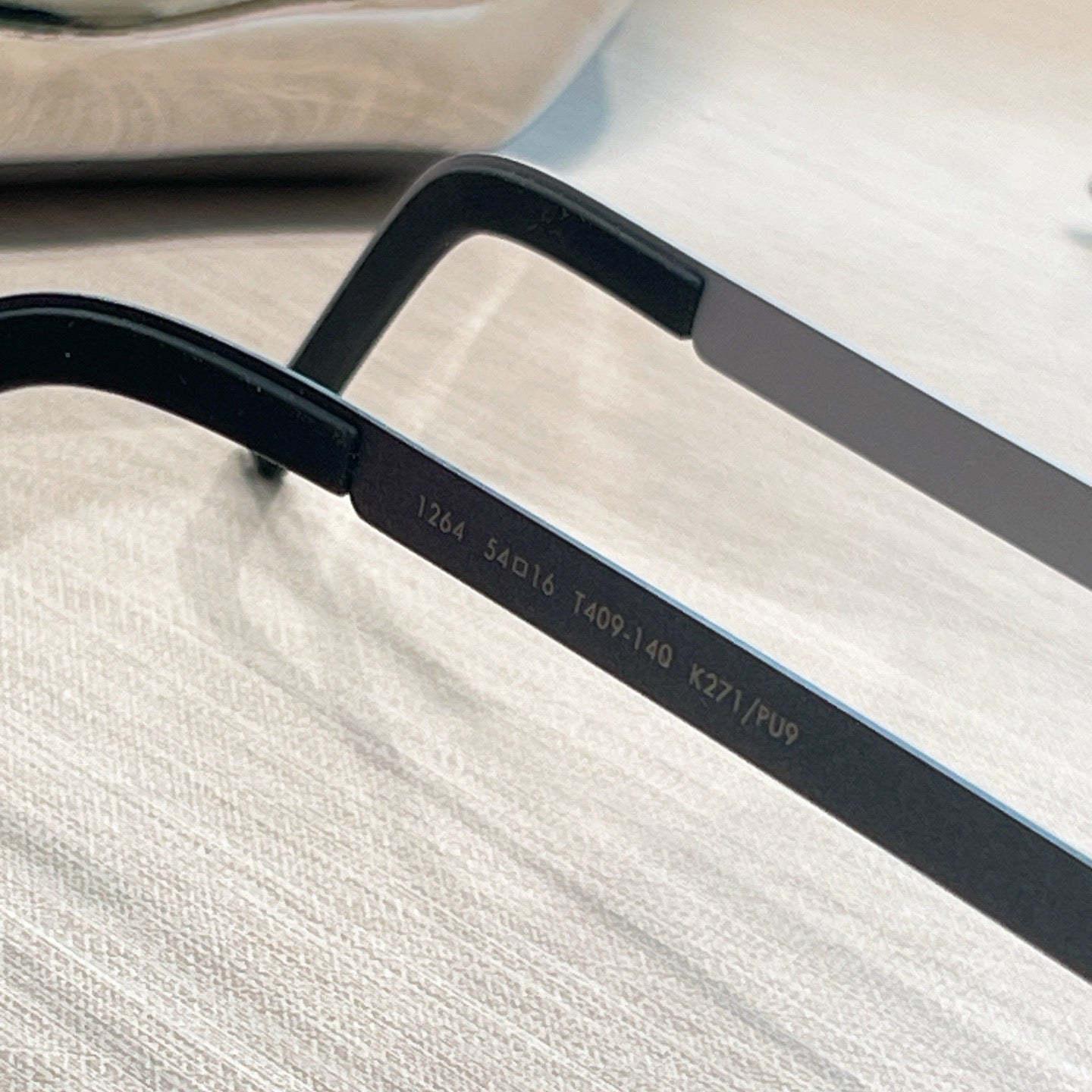 Inspired Lindberg 1264 – Rectangular Titanium Eyeglasses (1:1 Mirror Quality)