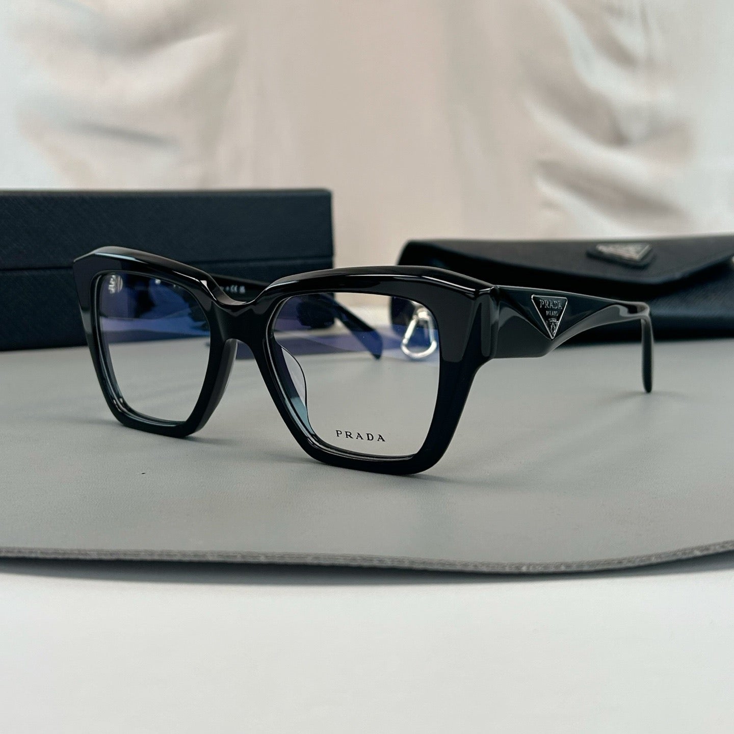 Inspired Prada VPR09Z – Triangle-Temple Geometric Butterfly Eyeglasses (1:1 Mirror Quality)