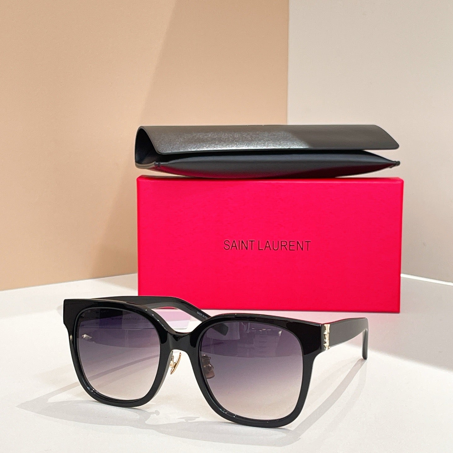 Inspired Saint Laurent SL M105/F – Oversized Square Sunglasses (1:1 Mirror Quality)