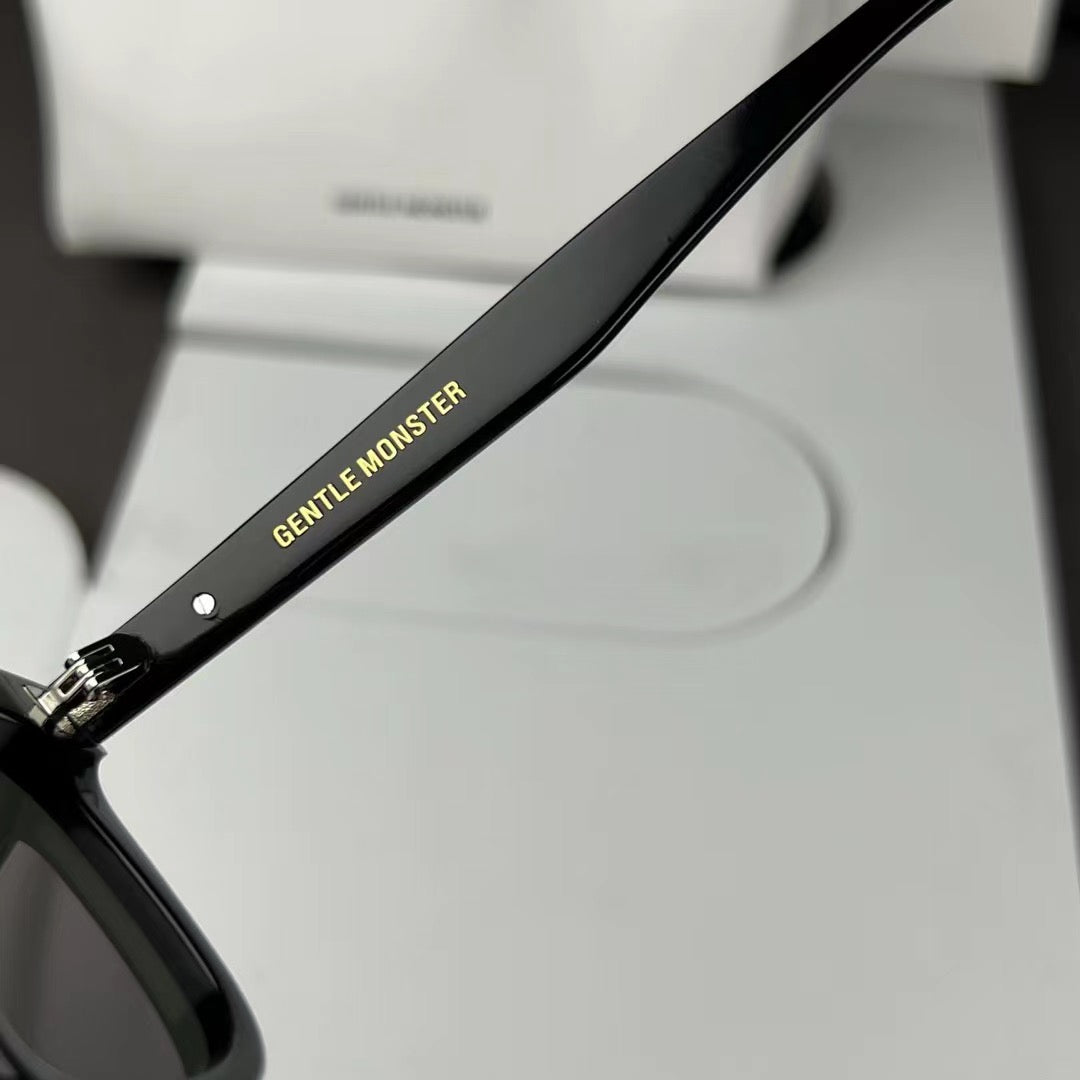Gentle Monster Pino – Oversized Square Sunglasses (1:1 Mirror Quality)