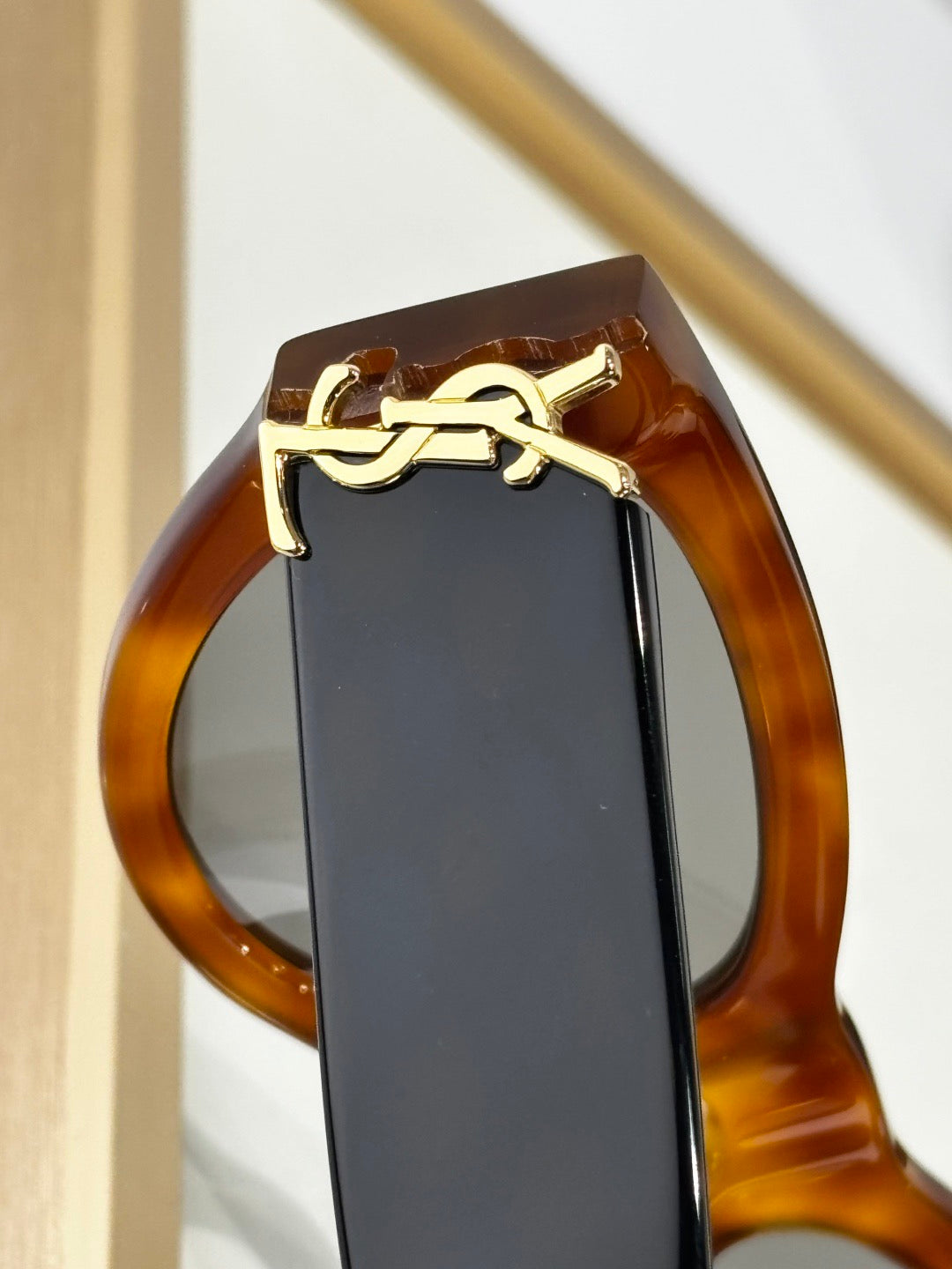 Inspired Saint Laurent SL M94 – Cat-Eye Logo Sunglasses (1:1 Mirror Quality)Tortoiseshell