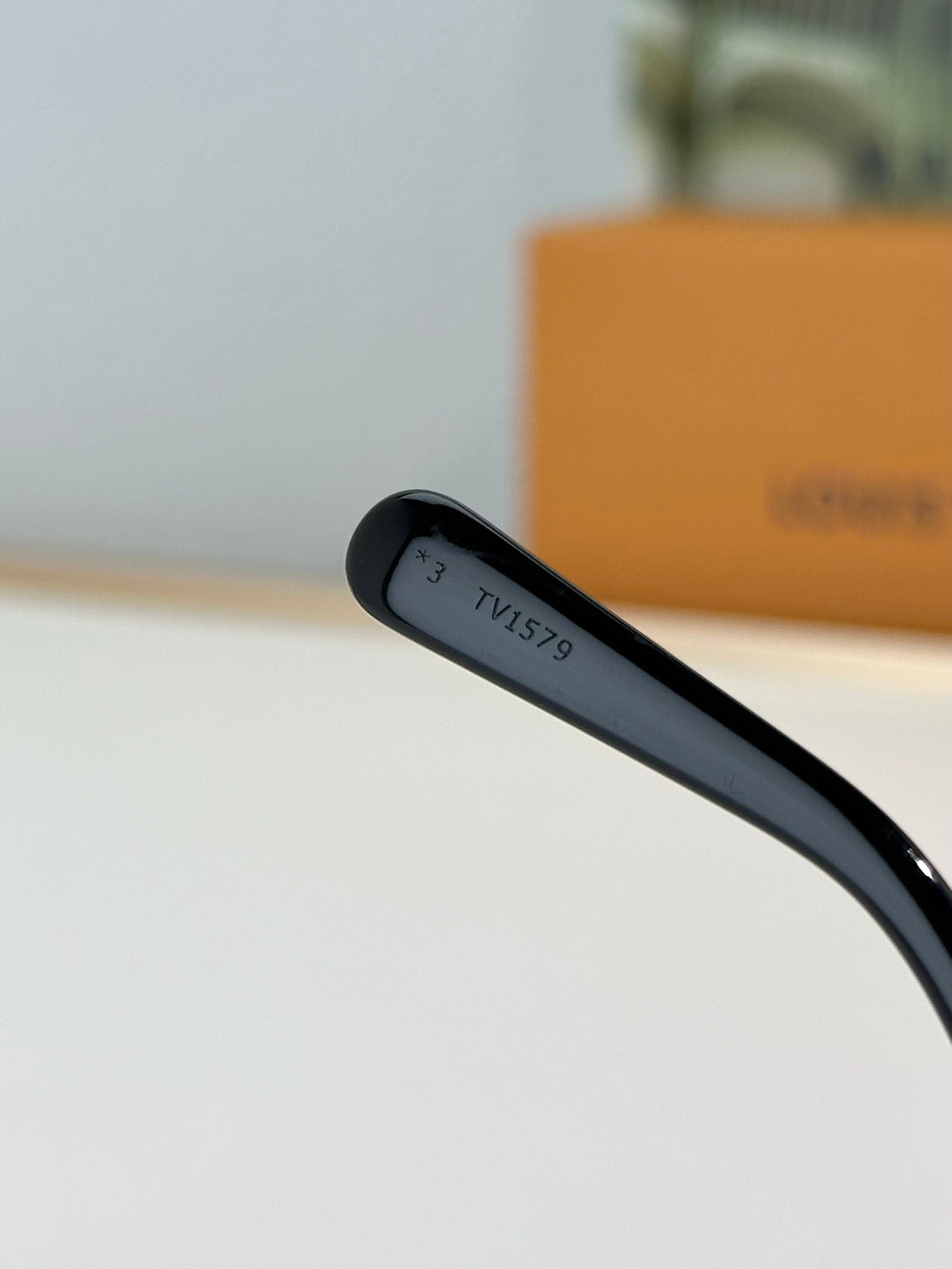 Z2130U Sunglasses - Inspired by Louis Vuitton style (1:1 Mirror Quality)