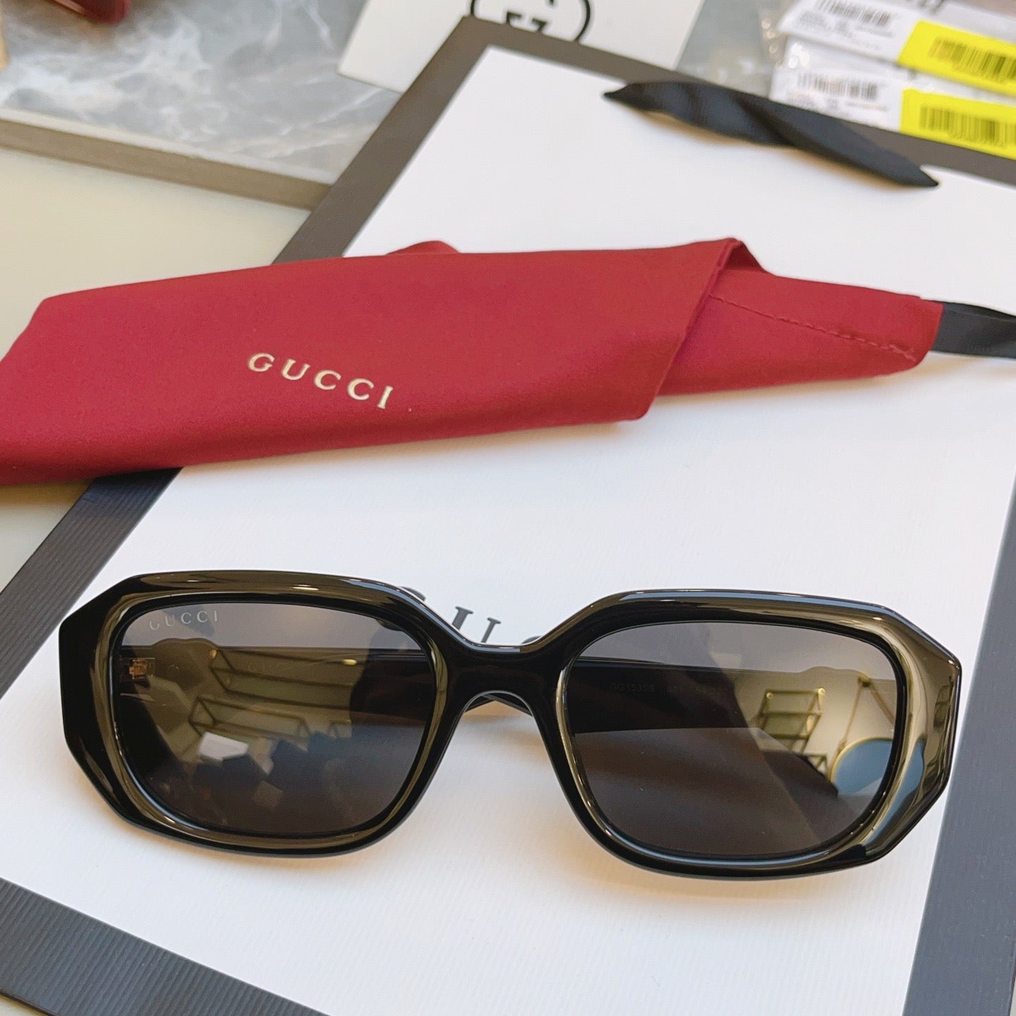 Inspired Gucci GG1535S Rectangular Sunglasses – Premium Acetate Frame with Geometric Design