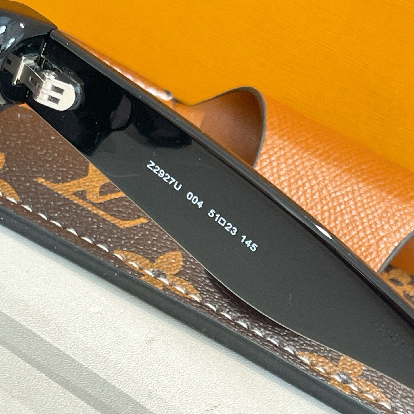 Louis Vuitton Z2927U – Square Sunglasses (Inspired, 1:1 Mirror Quality)