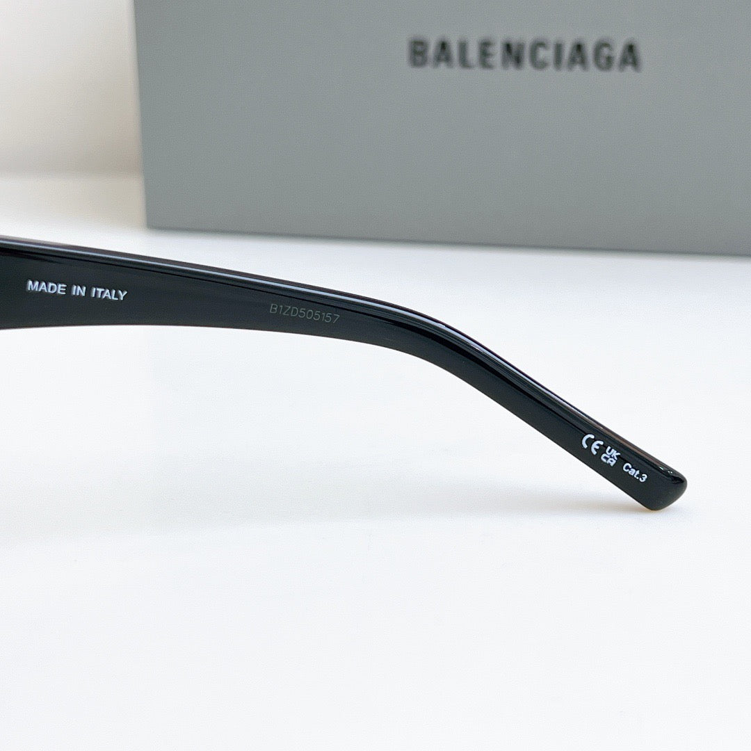 Inspired Balenciaga BB0102SA – Black Square Sunglasses with Gold Logo Hinges (1:1 Mirror Quality)