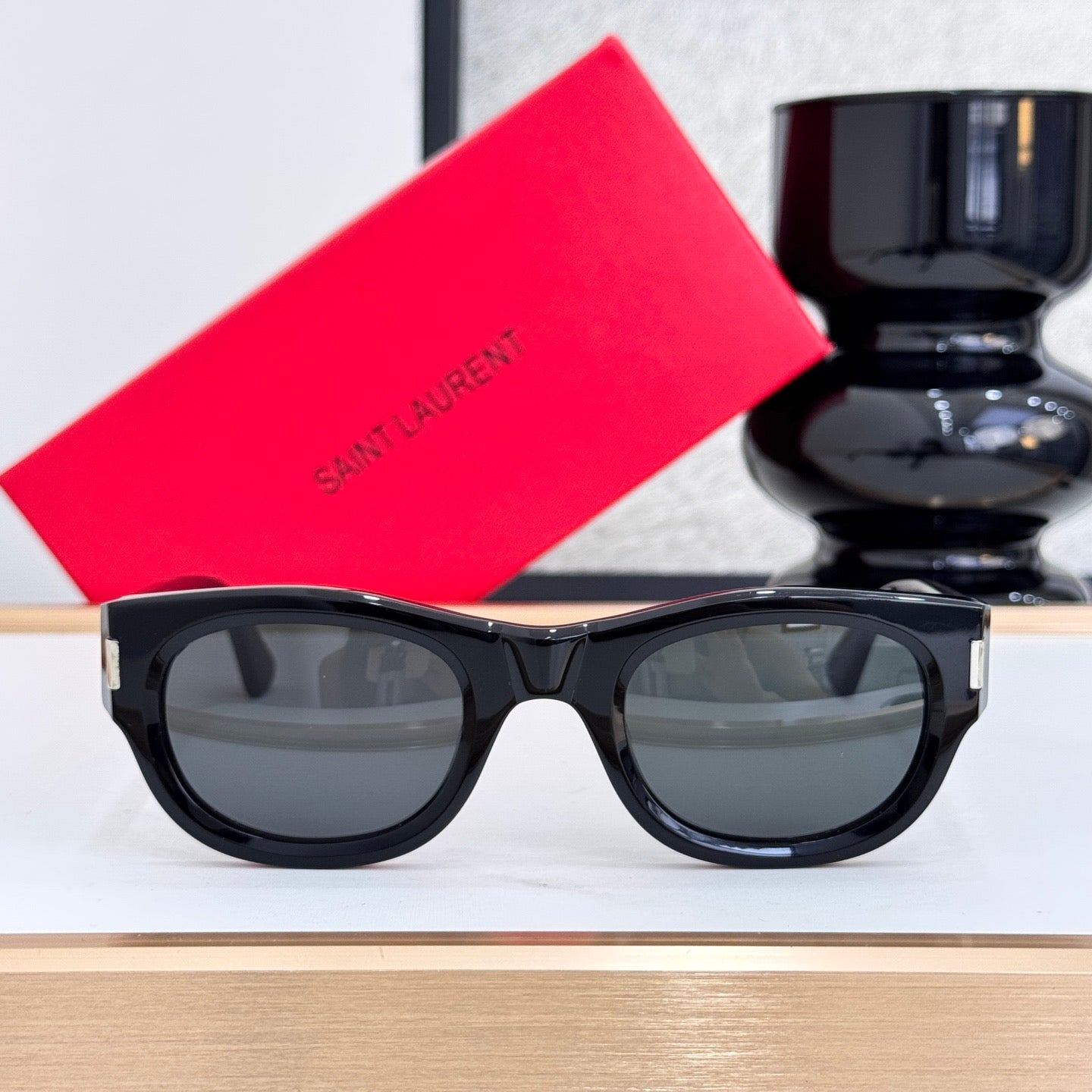 Inspired Saint Laurent SL 805F – Retro Oval Sunglasses (1:1 Mirror Quality)