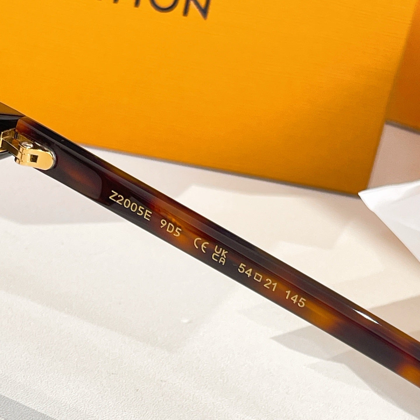 Louis Vuitton Z2005E – Round Optical Eyeglasses (Inspired, 1:1 Mirror Quality)