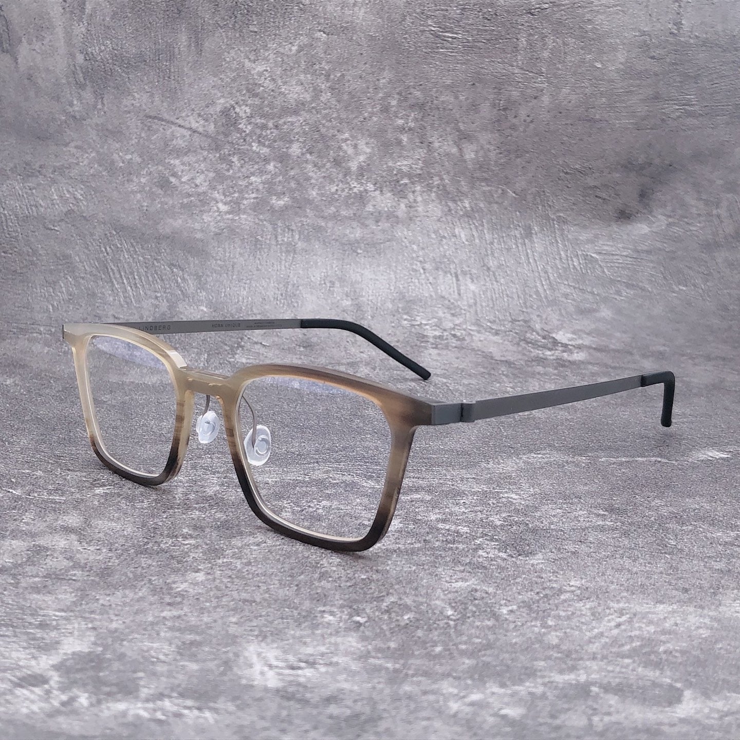 Inspired Lindberg 1860 – Buffalo Horn & Titanium Rectangle Eyeglasses (1:1 Mirror Quality)