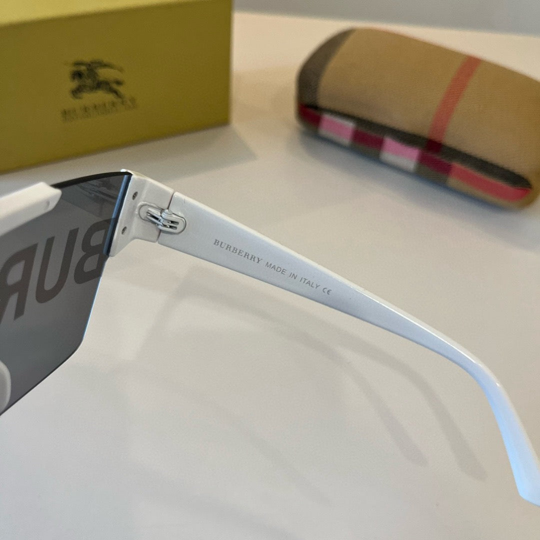 Inspired Burberry BE4291 – Oversized Shield Sunglasses (1:1 Mirror Quality)