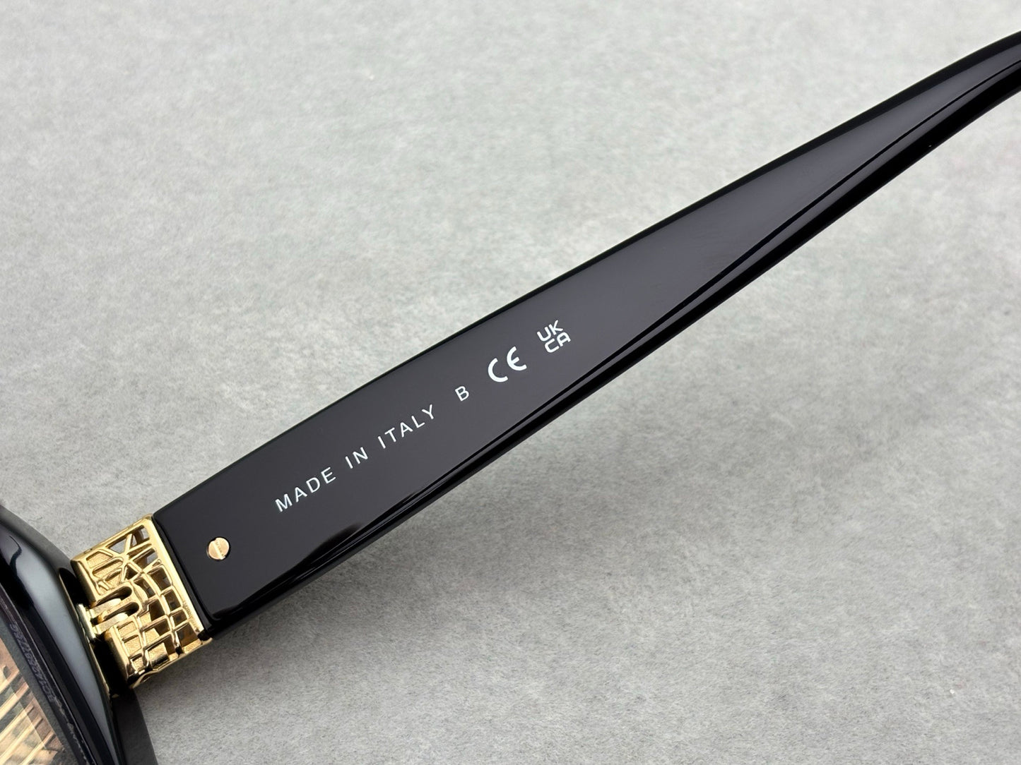 Inspired Chanel CH3479-S-A – Oversized Square Eyeglasses with Gold Detailing (1:1 Mirror Quality)