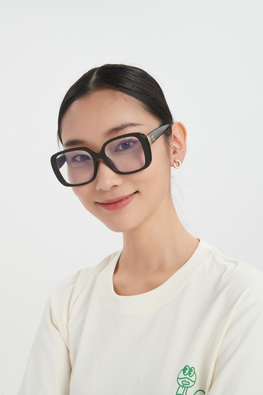 Inspired Chanel CH3479-S-A – Oversized Square Eyeglasses with Gold Detailing (1:1 Mirror Quality)