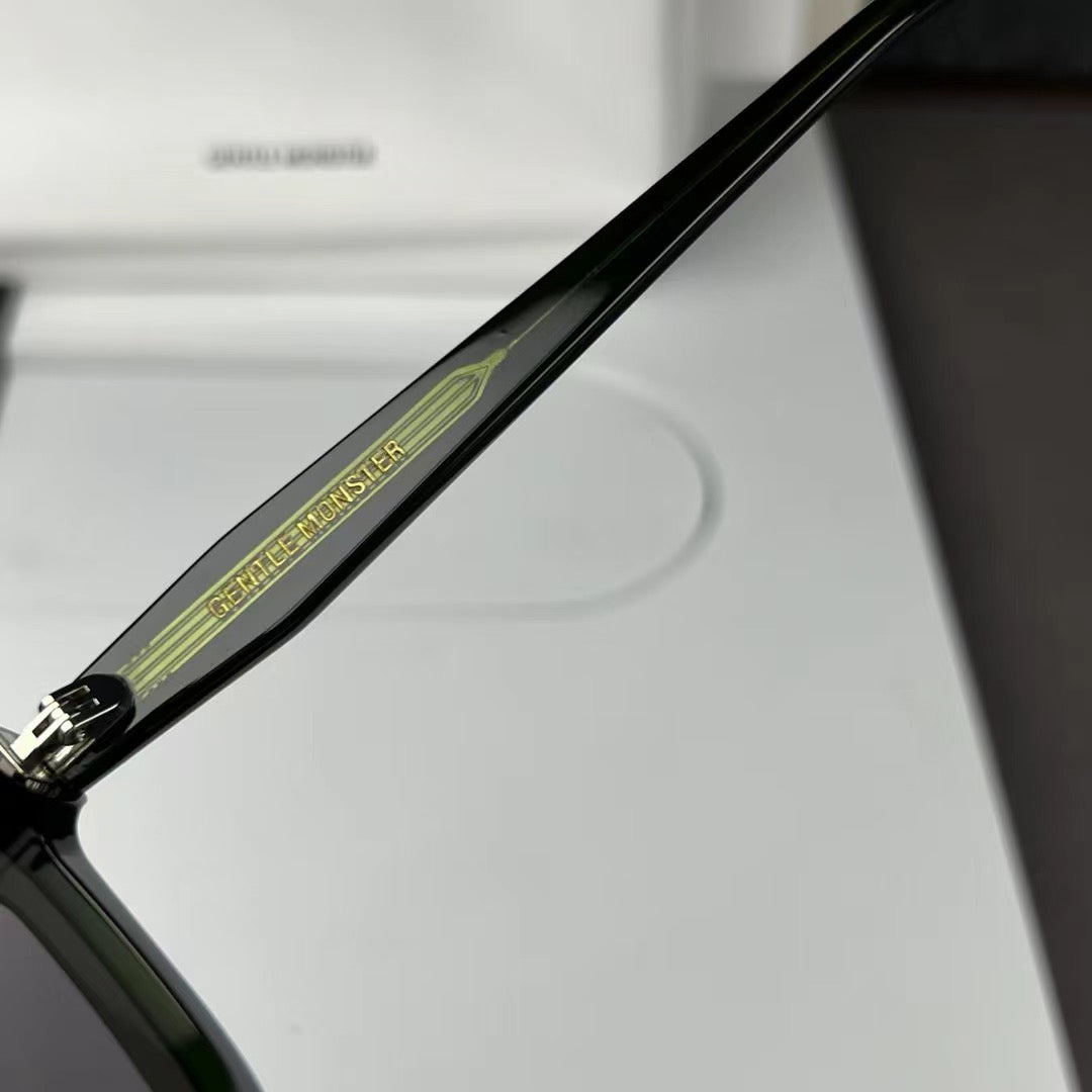 Gentle Monster PALETTE – Oversized Square Sunglasses (1:1 Mirror Quality)