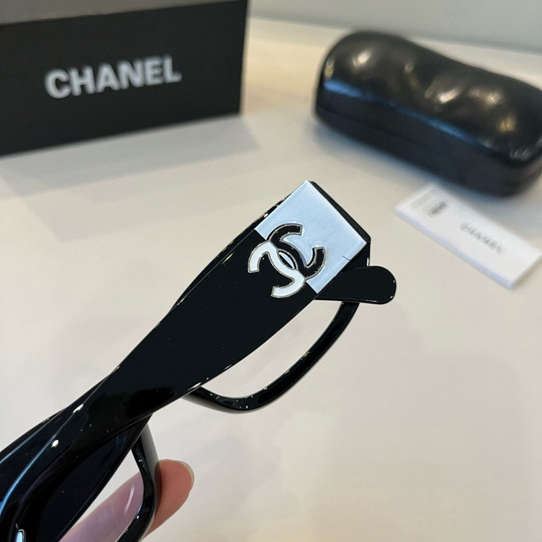 Inspired Chanel 5525 – Bold Rectangle Acetate Sunglasses (1:1 Mirror Quality)