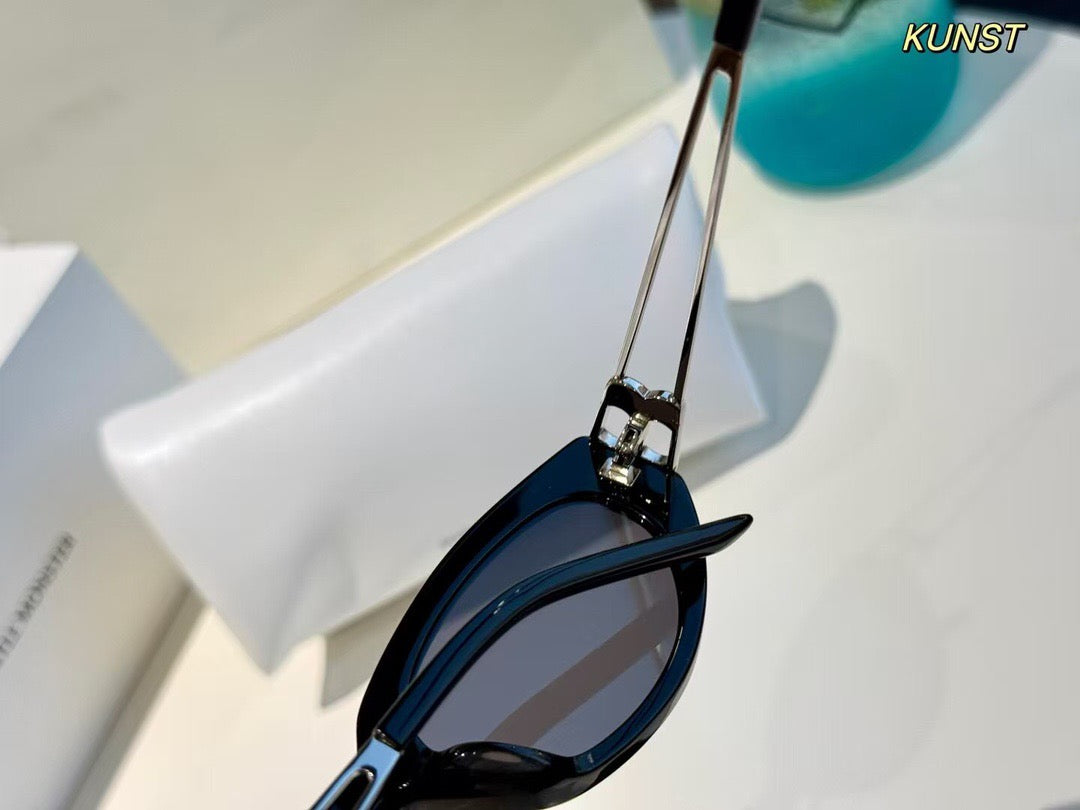 Inspired Gentle Monster Kunst 01 – Sophisticated Cat-Eye Sunglasses (1:1 Mirror Quality)