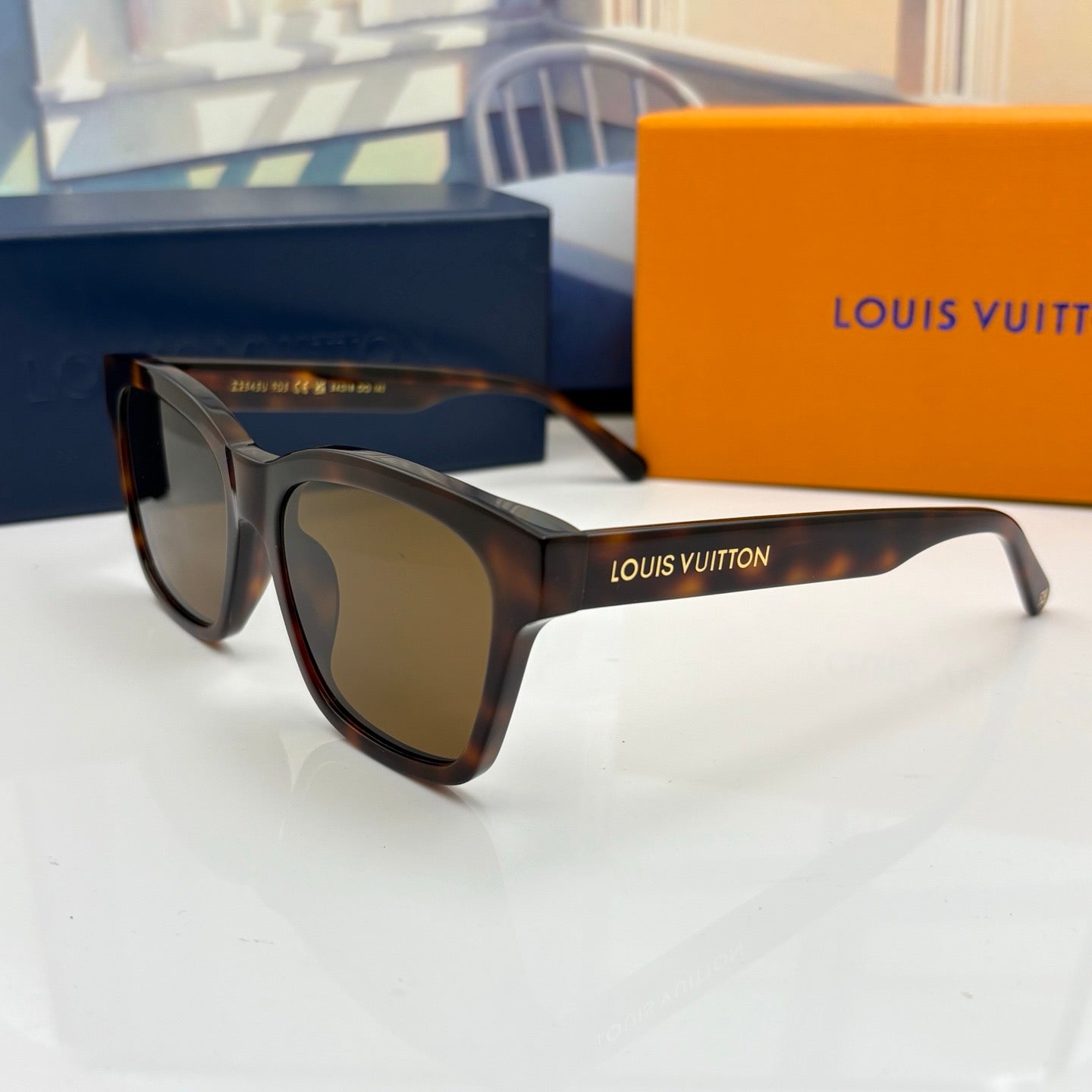 Inspired Louis Vuitton Z2545U – Wayfarer-Style Sunglasses (1:1 Mirror Quality)