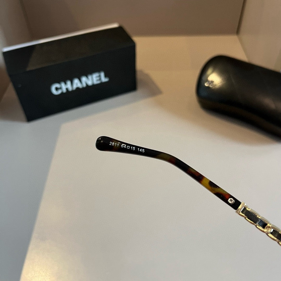 Chanel 2811 – Square Optical Eyeglasses with Signature Chain Temples (Inspired, 1:1 Mirror Quality)