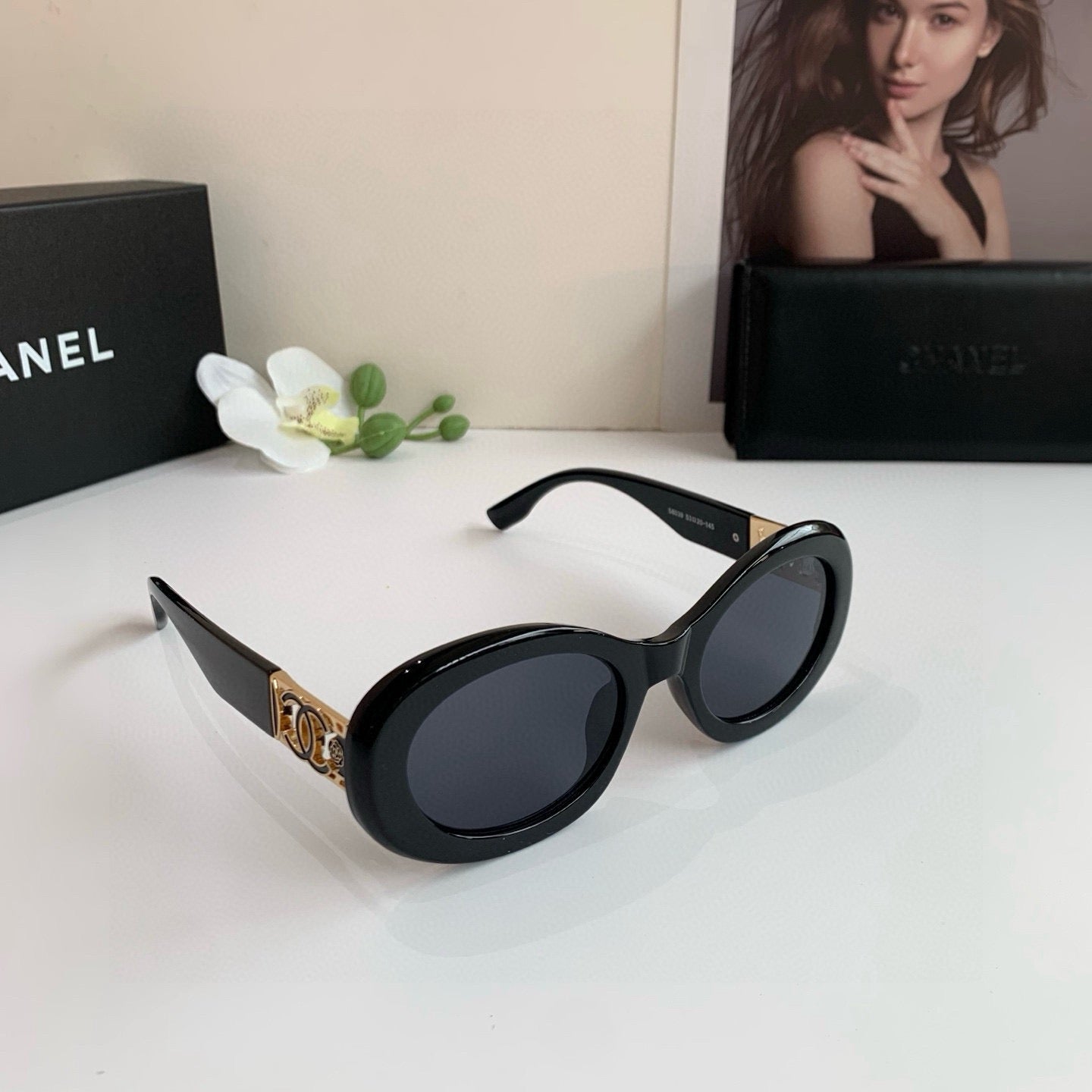 Inspired Chanel 58039 – Oval Sunglasses with Gold CC Temple Detailing (1:1 Mirror Quality)