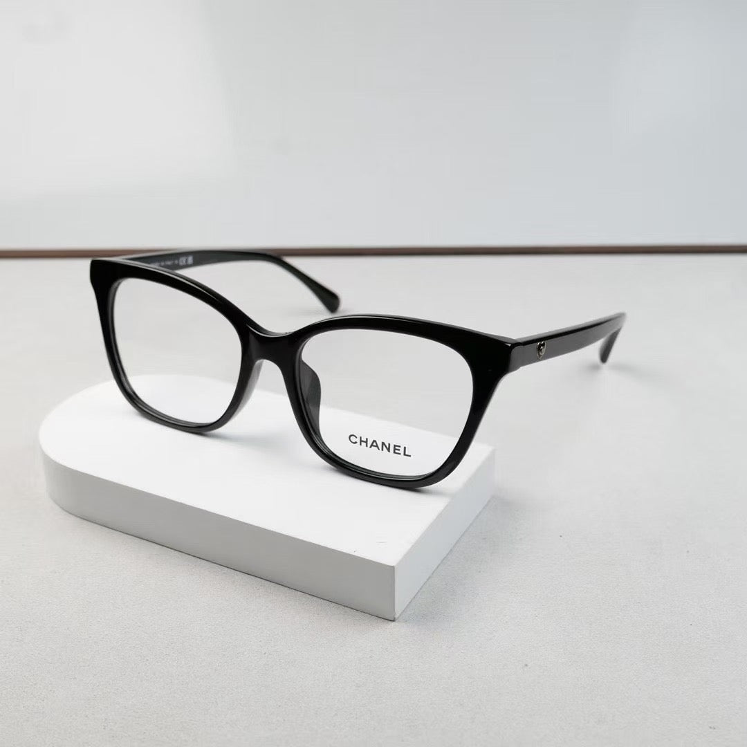 Inspired Chanel 3463 – Oversized Cat-Eye Eyeglasses (1:1 mirror quality)