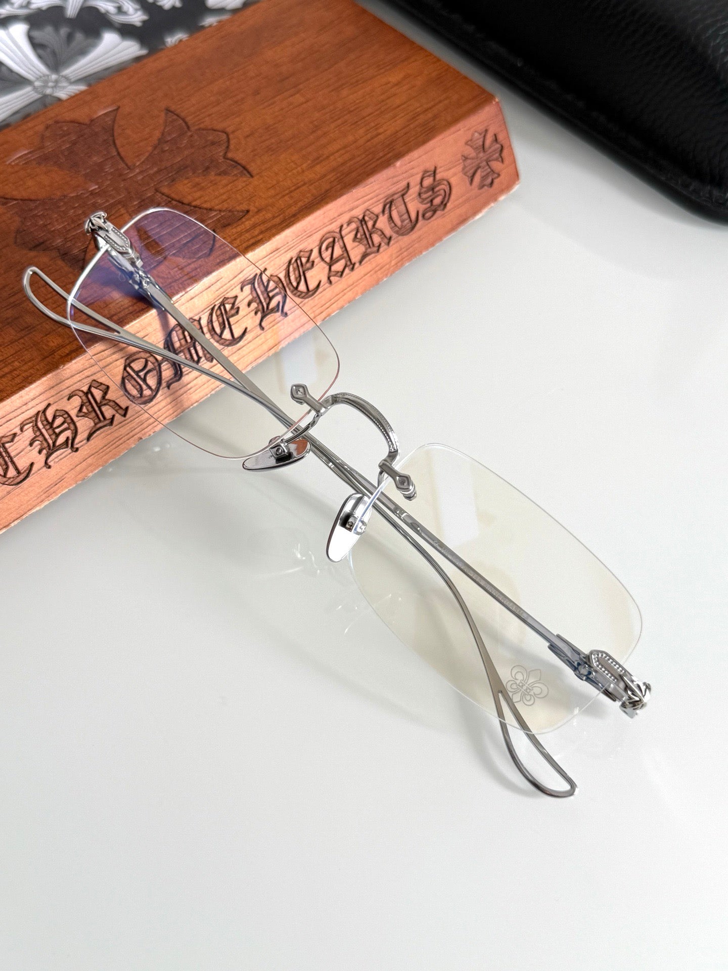 Inspired Chrome Hearts SINNERGASM – Rimless Luxury Eyeglasses (1:1 Mirror Quality)