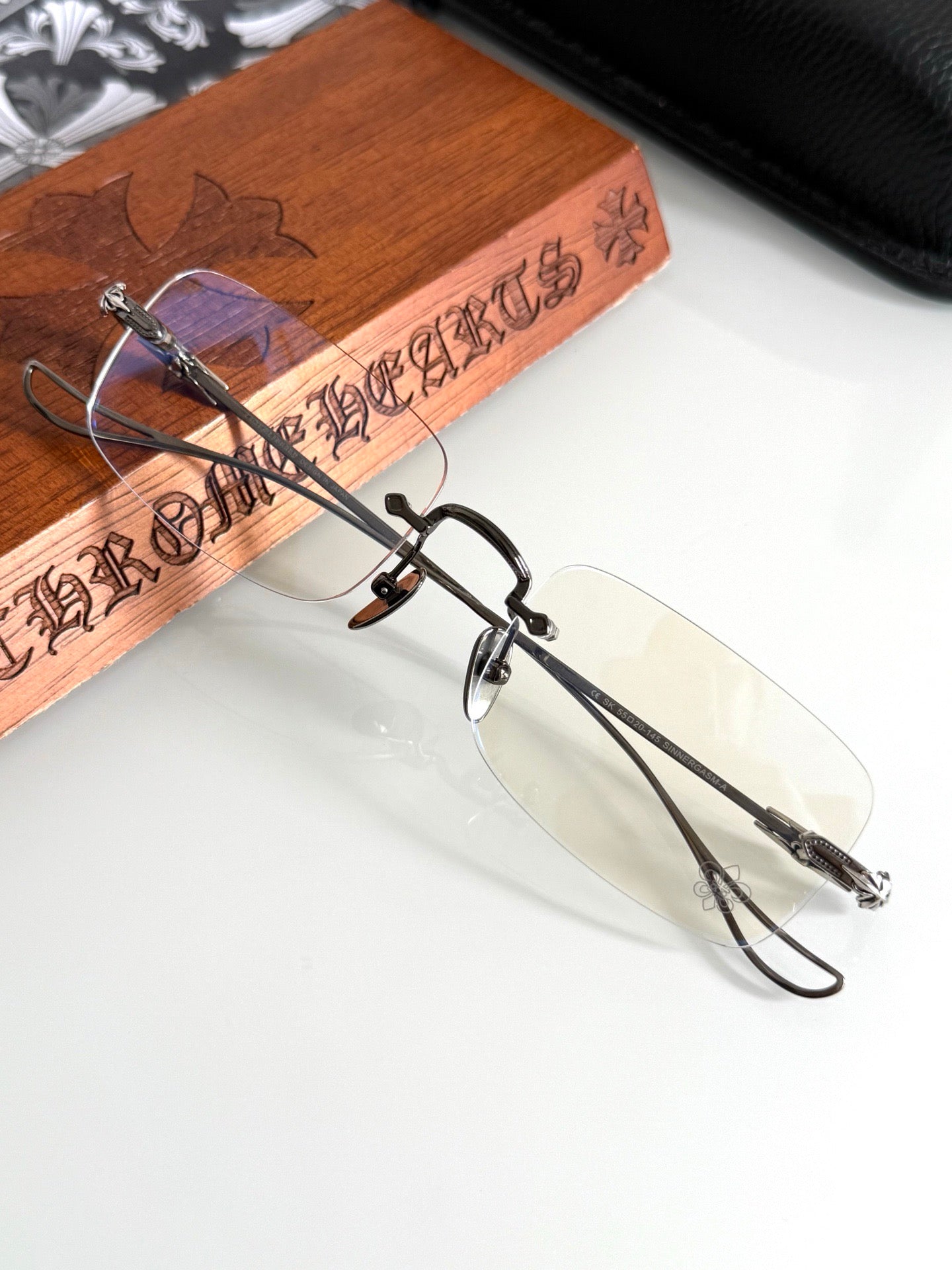 Inspired Chrome Hearts SINNERGASM – Rimless Luxury Eyeglasses (1:1 Mirror Quality)