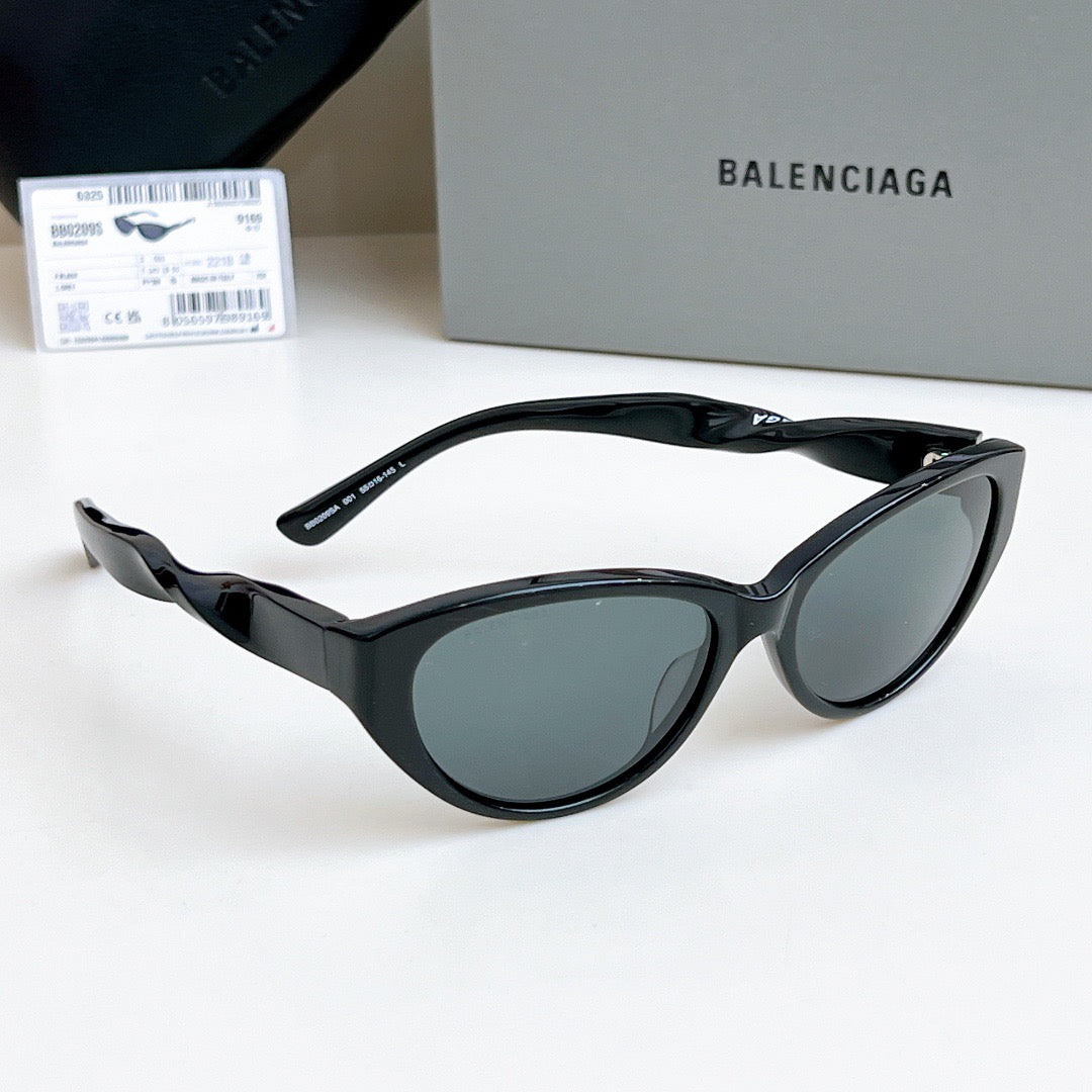 Inspired Balenciaga BB0209SA – Black Cat-Eye Sunglasses (1:1 Mirror Quality)