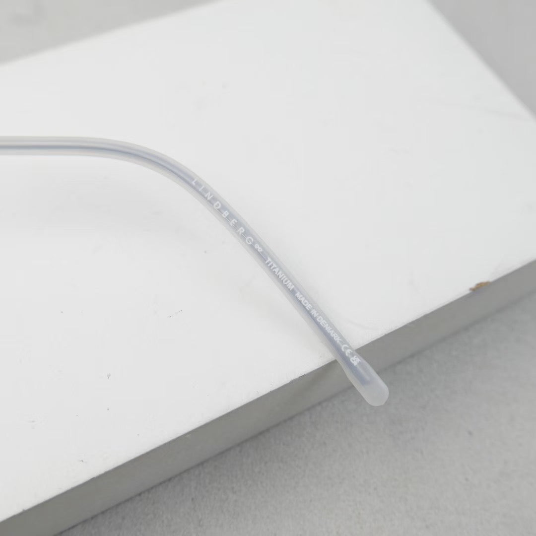 LINDBERG Horn Unique 2128 – Rimless Titanium Glasses (Original High Version)