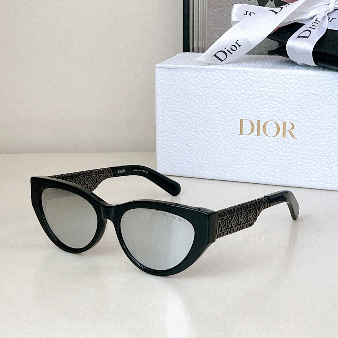 Inspired Dior DioRésille B1F – Cat-Eye Sunglasses (1:1 Mirror Quality)