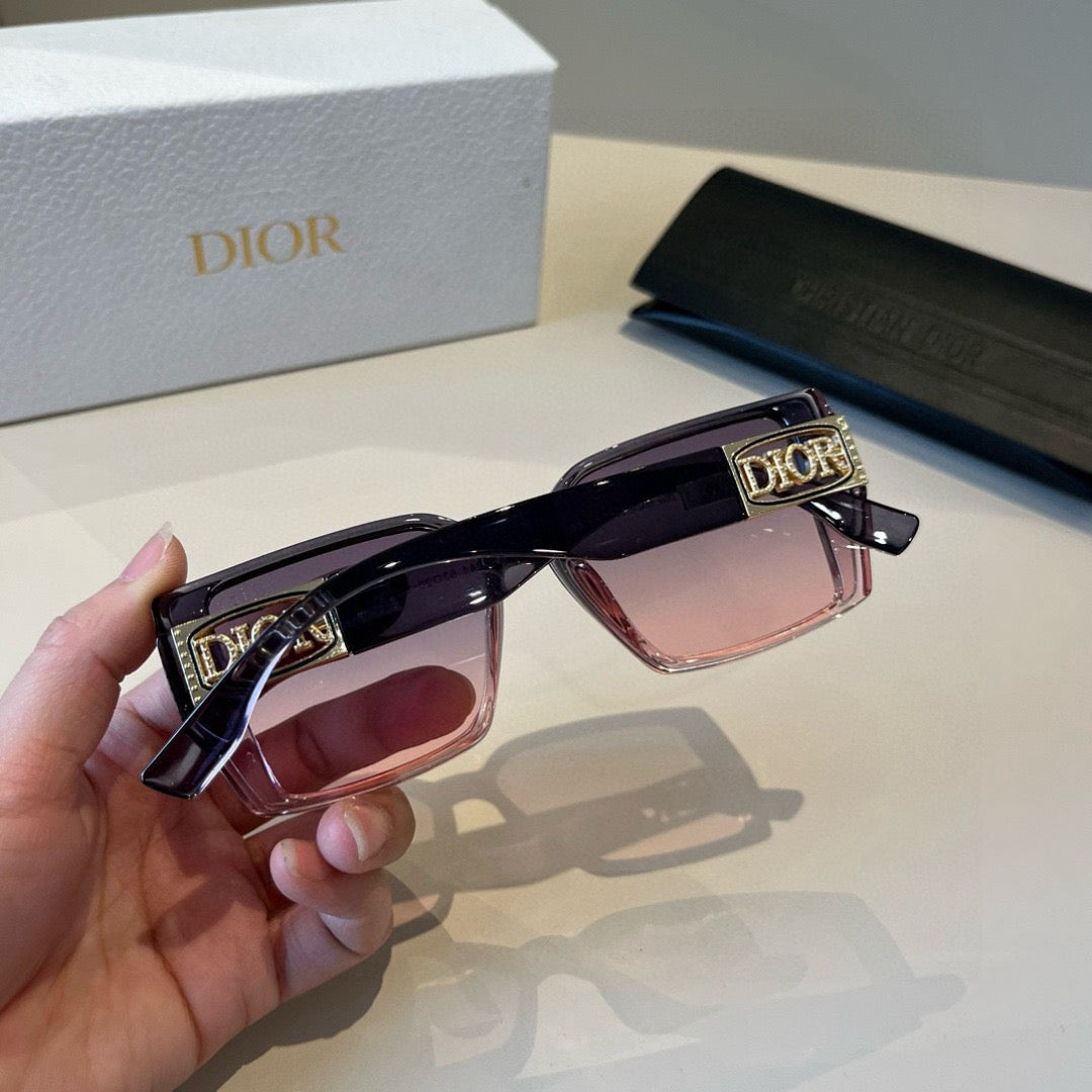 Inspired Dior 58044 – Gradient Square Luxury Sunglasses (1:1 Mirror Quality)